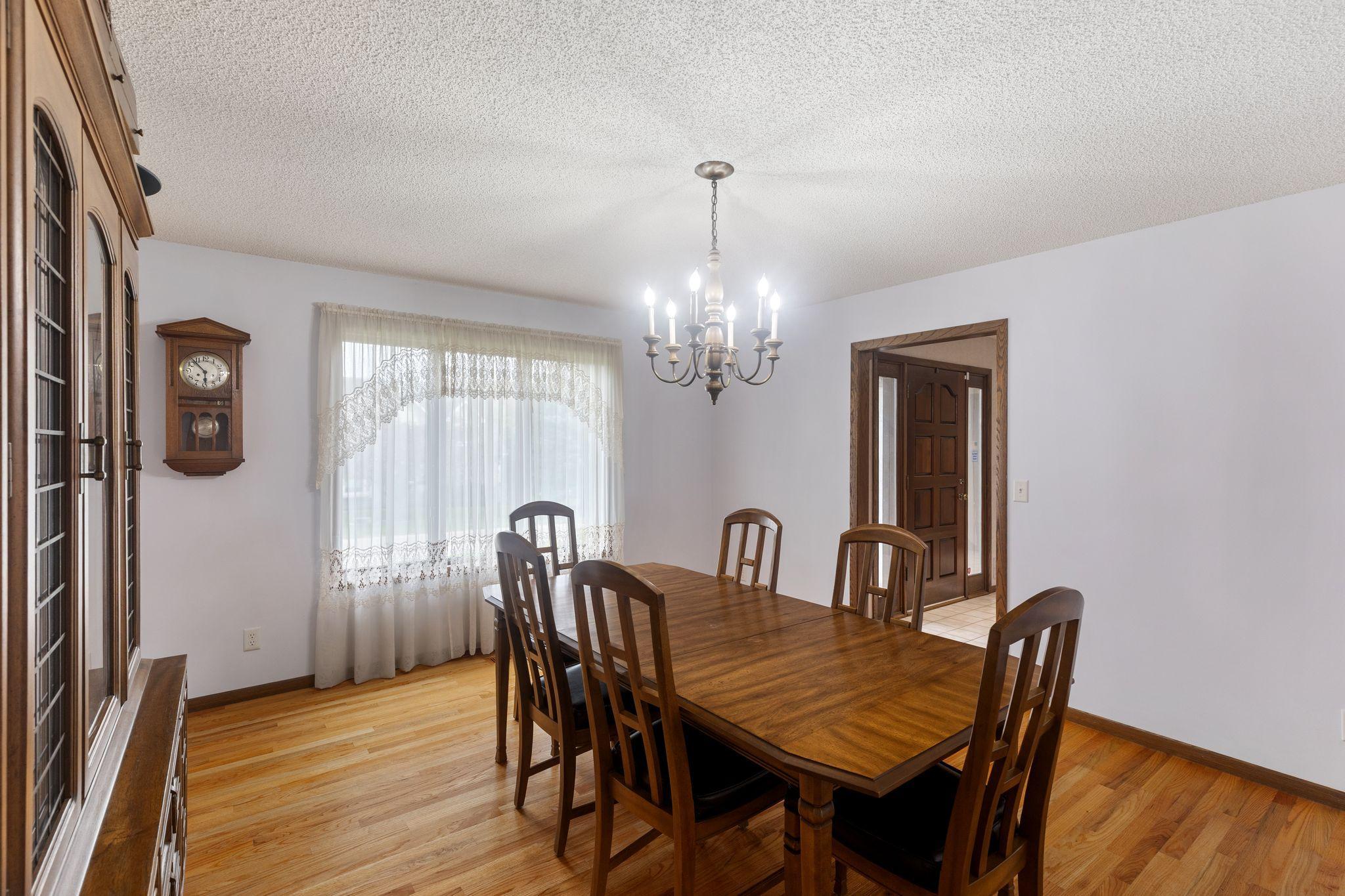 View of Residential at 525 Sycamore Circle, Plymouth MN 55441, Plymouth (21 of 53) - Mike Wilen | Minnesota Team Real Estate