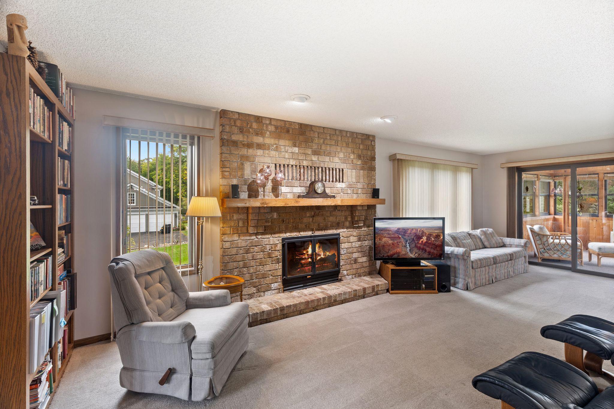 View of Residential at 525 Sycamore Circle, Plymouth MN 55441, Plymouth (4 of 53) - Mike Wilen | Minnesota Team Real Estate