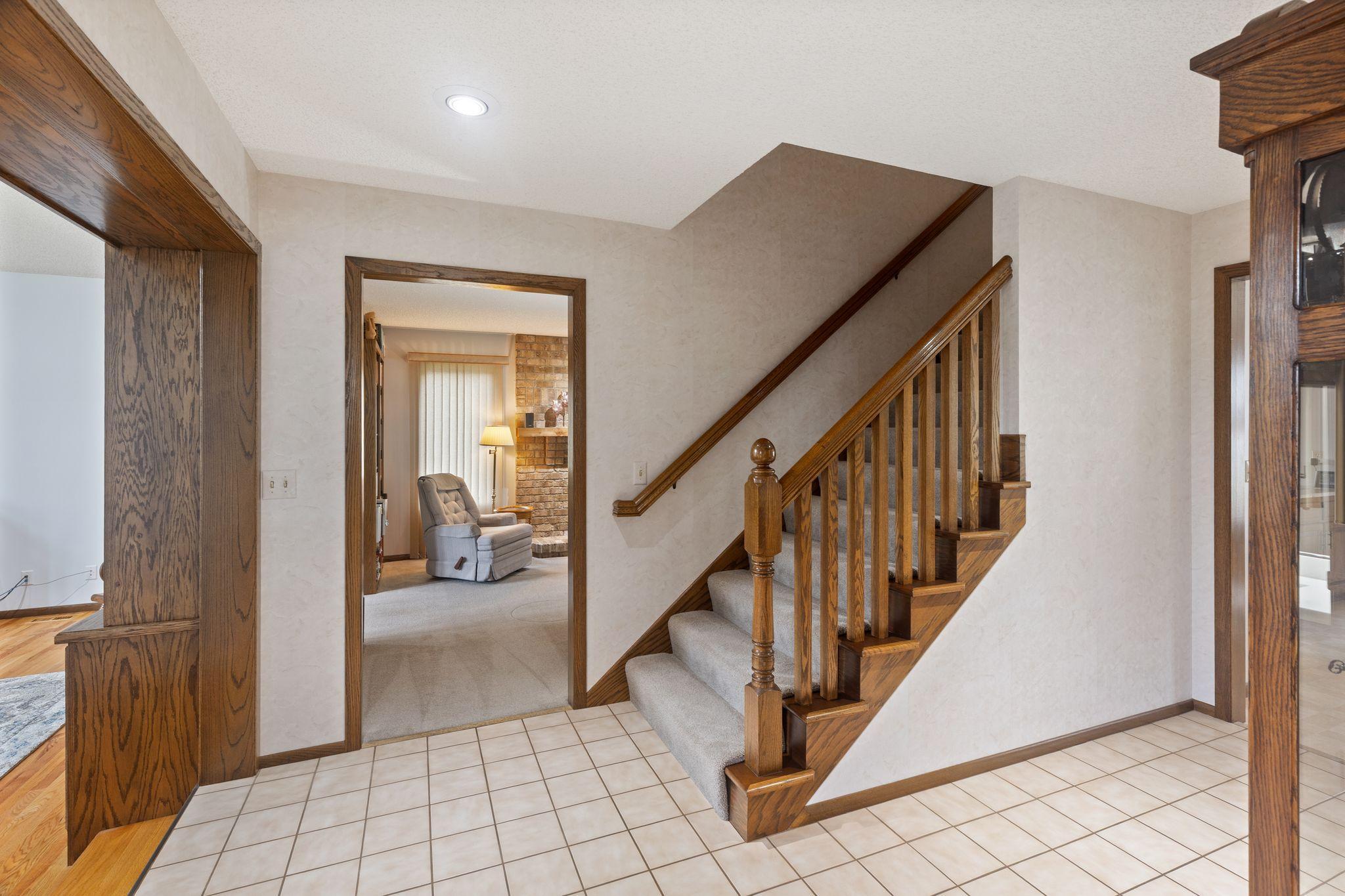 View of Residential at 525 Sycamore Circle, Plymouth MN 55441, Plymouth (11 of 53) - Mike Wilen | Minnesota Team Real Estate