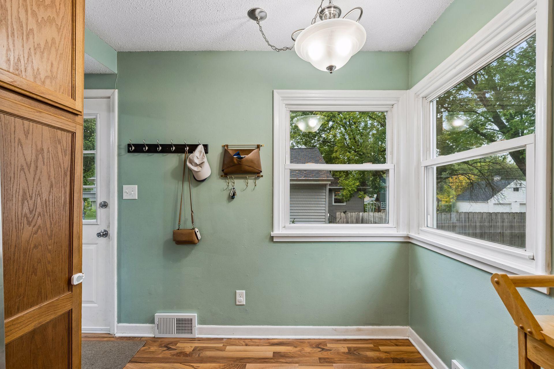View of Residential at 180 Westchester Drive, West Saint Paul MN 55118, West Saint Paul (13 of 40) - Mike Wilen | Minnesota Team Real Estate