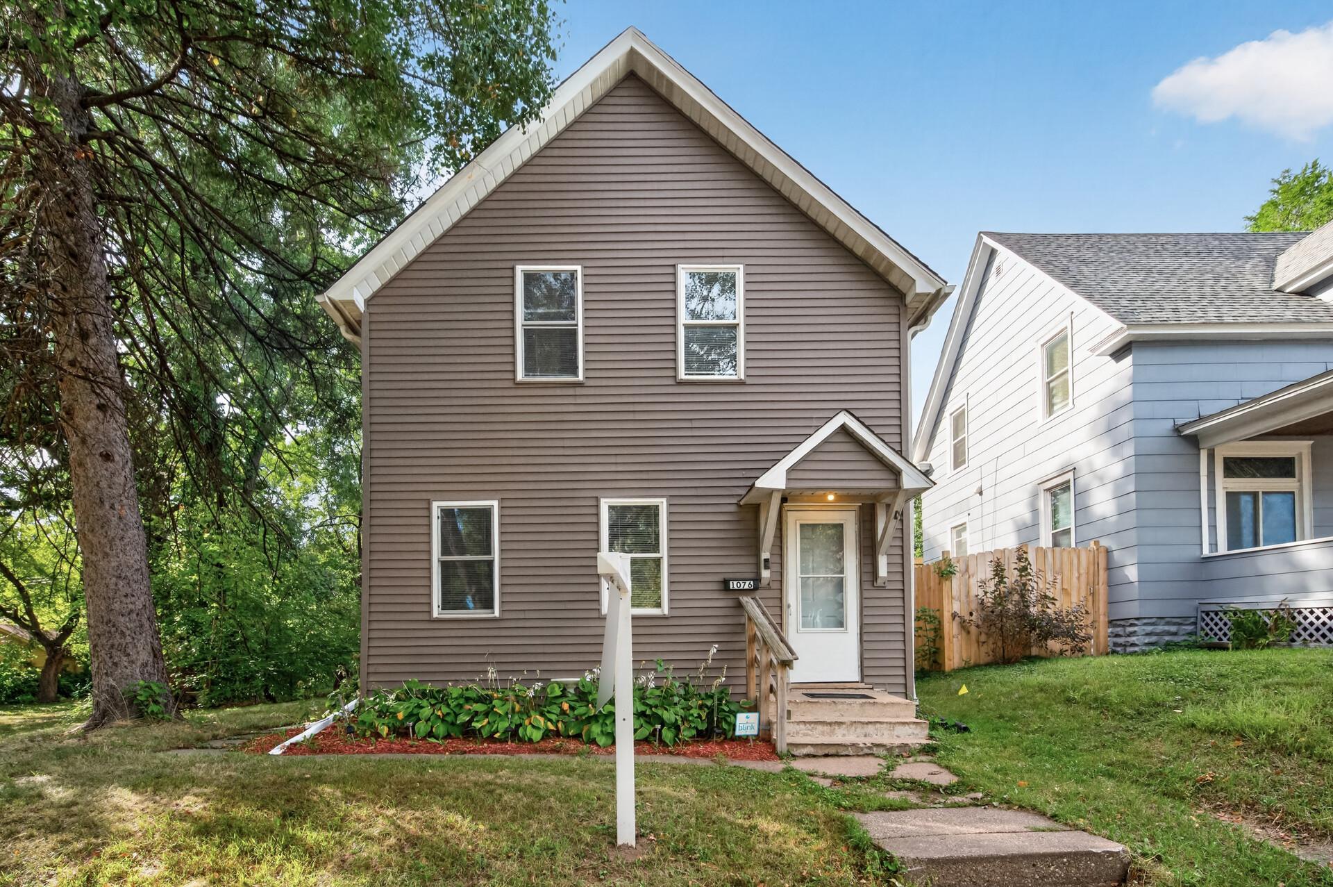View of Single Family at 1076 Ross Avenue, Saint Paul - Mike Wilen | Minnesota Team Real Estate