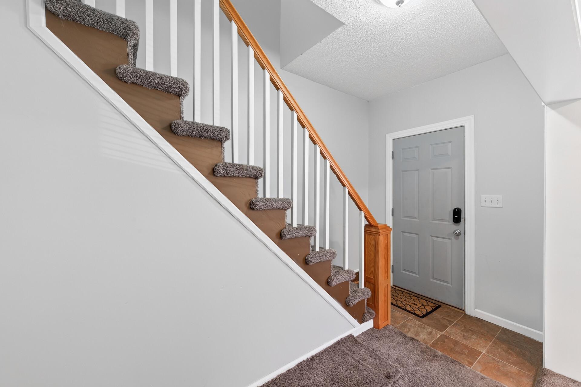 View of Residential at 1076 Ross Avenue, Saint Paul MN 55106, Saint Paul (2 of 27) - Mike Wilen | Minnesota Team Real Estate