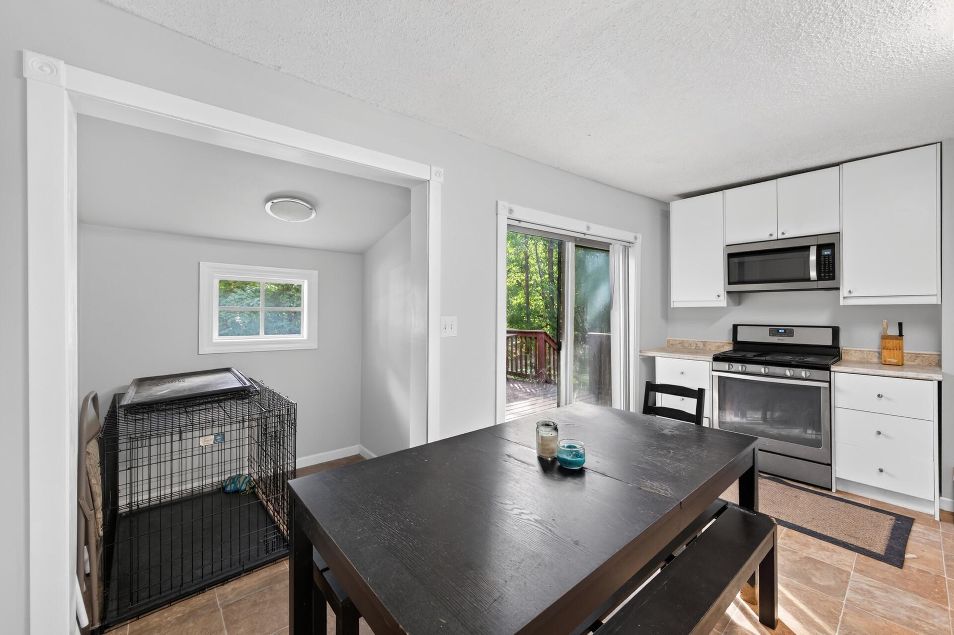 View of Residential at 1076 Ross Avenue, Saint Paul MN 55106, Saint Paul (8 of 27) - Mike Wilen | Minnesota Team Real Estate