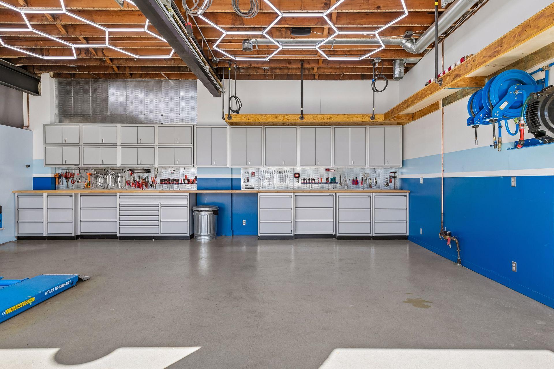 View of Commercial Sale at 313 Front Avenue, Saint Paul MN 55117, Saint Paul (10 of 24) - Mike Wilen | Minnesota Team Real Estate