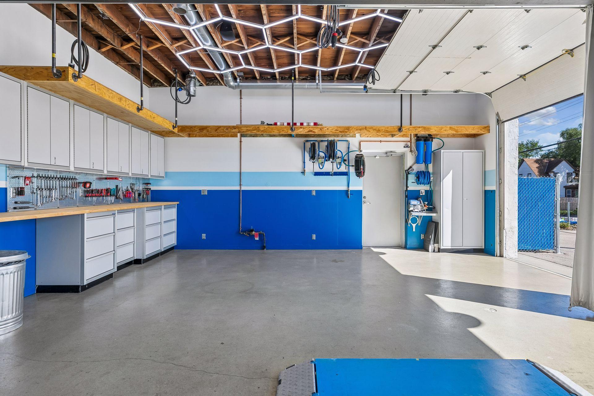 View of Commercial Sale at 313 Front Avenue, Saint Paul MN 55117, Saint Paul (7 of 24) - Mike Wilen | Minnesota Team Real Estate