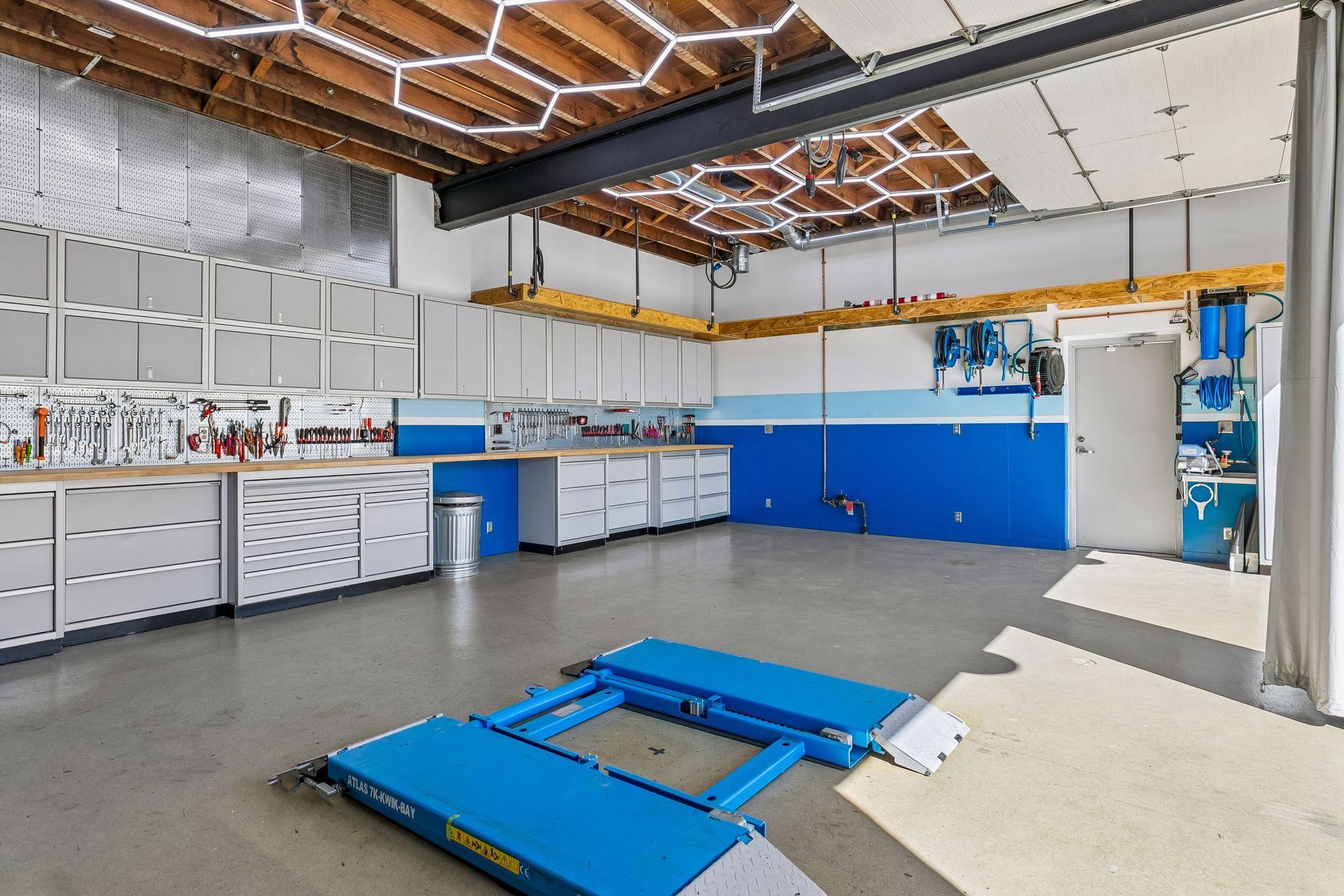 View of Commercial Sale at 313 Front Avenue, Saint Paul MN 55117, Saint Paul (4 of 24) - Mike Wilen | Minnesota Team Real Estate