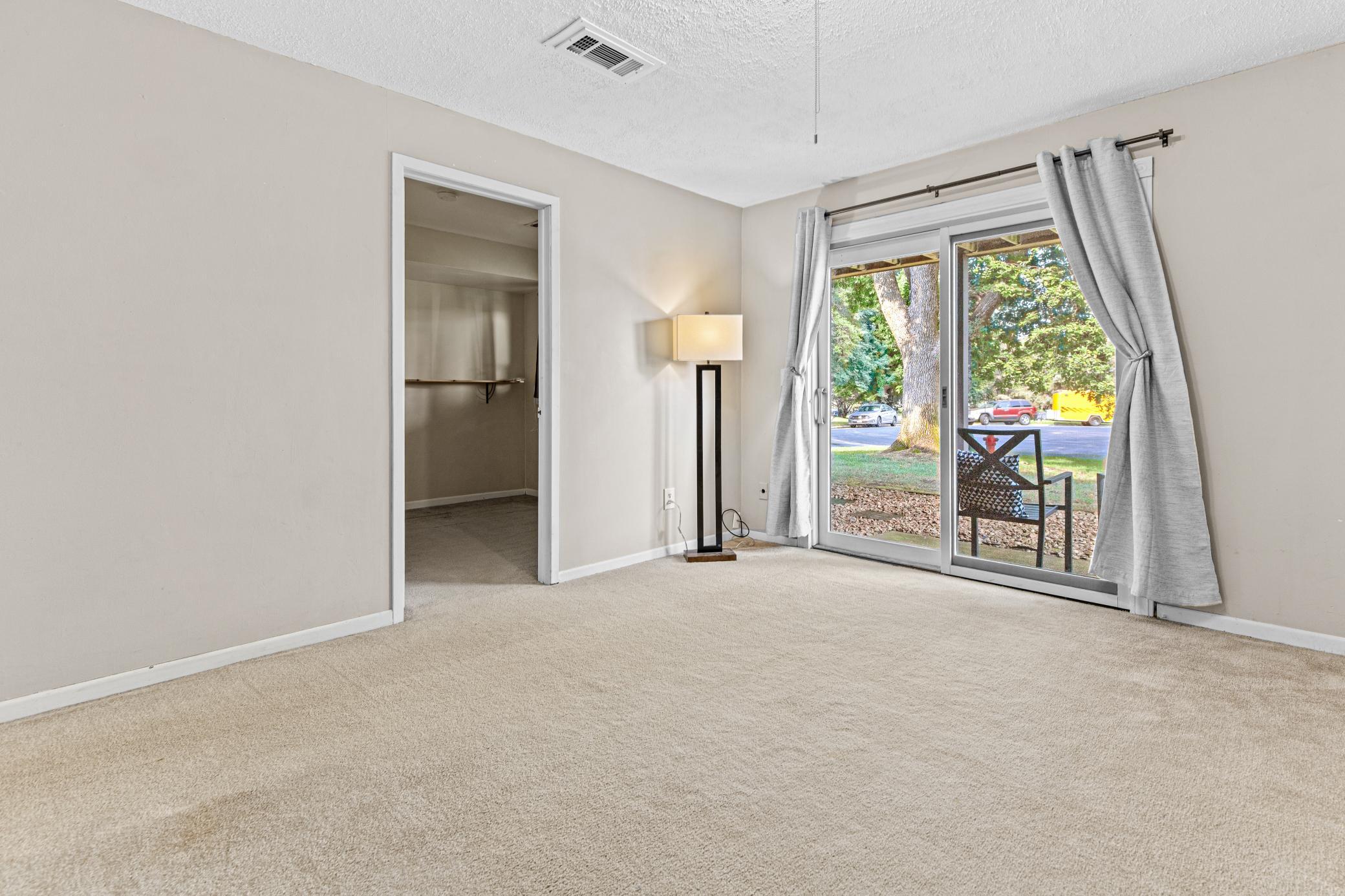 View of Residential at 11123 Xavier Circle, Bloomington MN 55437, Bloomington (23 of 32) - Mike Wilen | Minnesota Team Real Estate