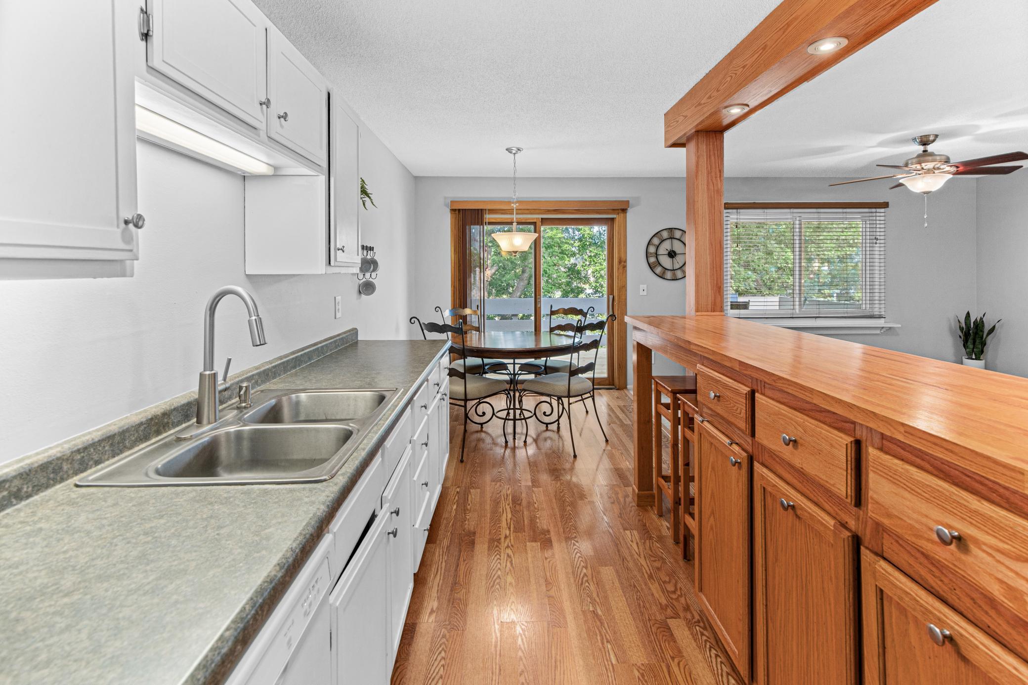 View of Residential at 11123 Xavier Circle, Bloomington MN 55437, Bloomington (9 of 32) - Mike Wilen | Minnesota Team Real Estate