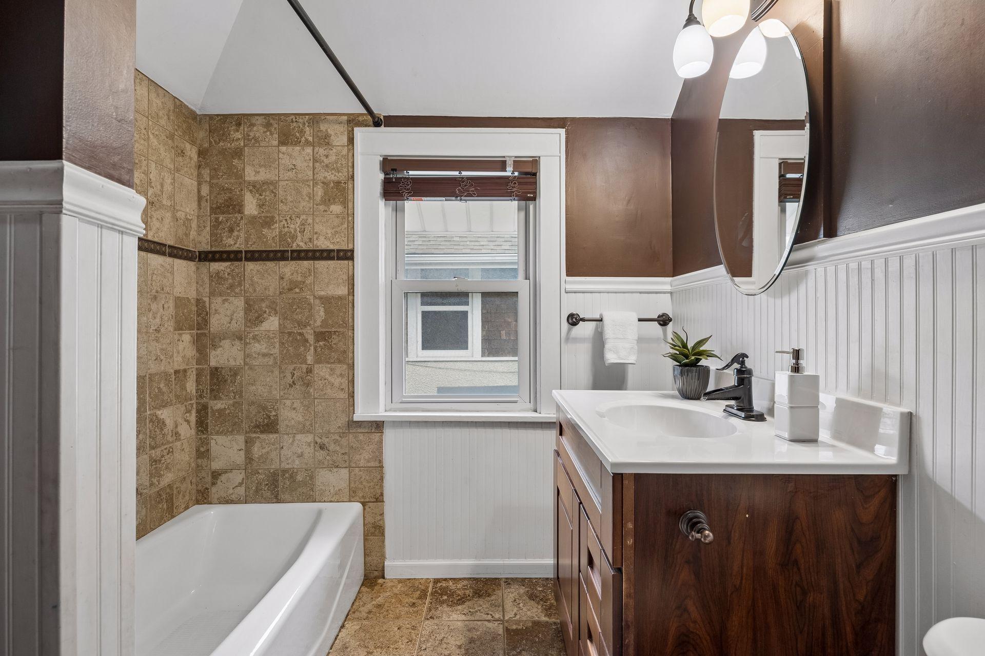 View of Residential at 3848 Stevens Avenue, Minneapolis MN 55409, Minneapolis (31 of 43) - Mike Wilen | Minnesota Team Real Estate