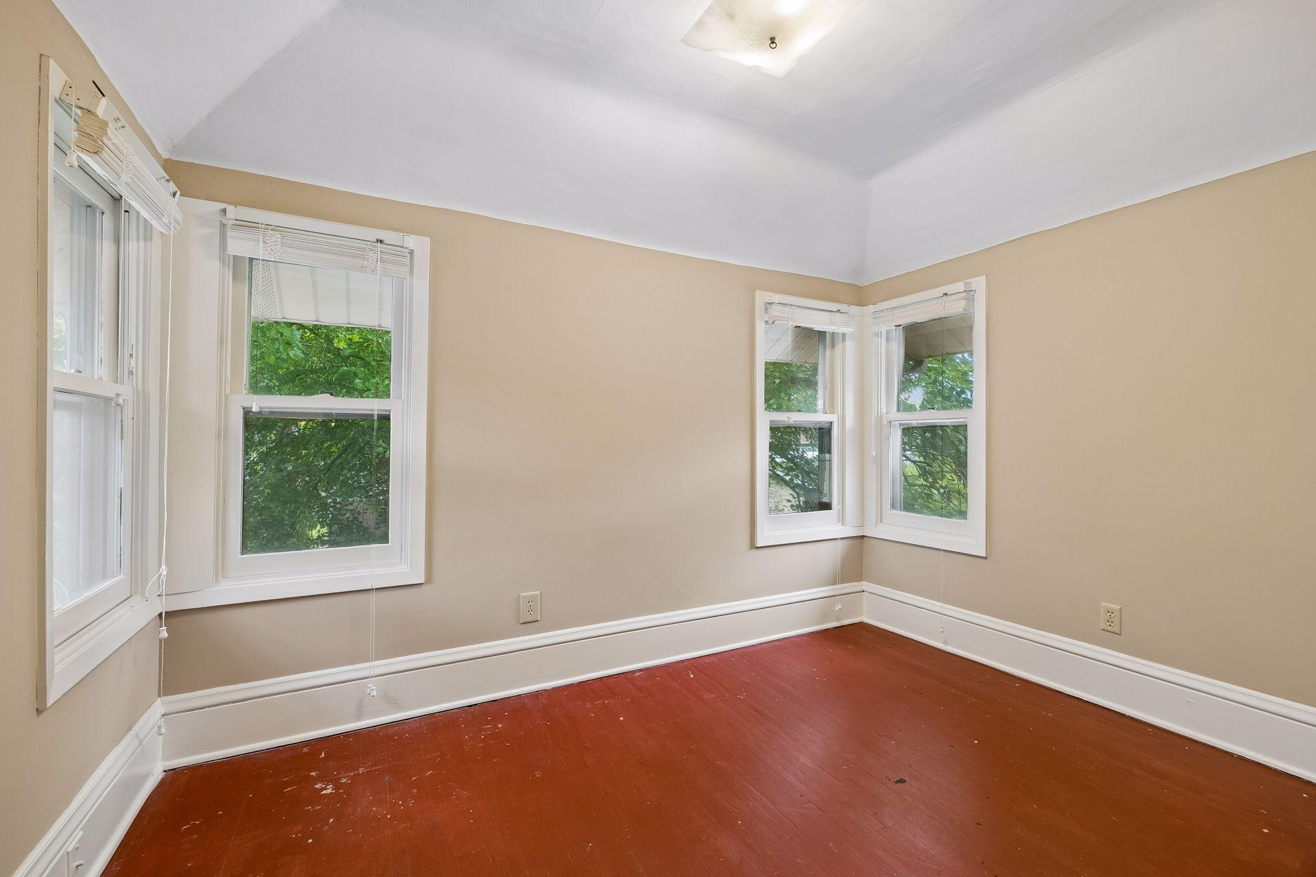 View of Residential at 3848 Stevens Avenue, Minneapolis MN 55409, Minneapolis (29 of 43) - Mike Wilen | Minnesota Team Real Estate