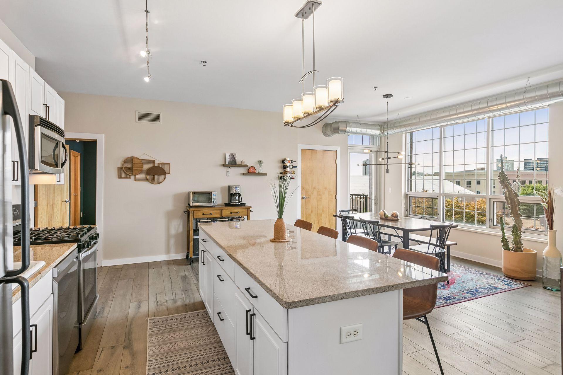 View of Residential at 521 2nd Street #404, Minneapolis MN 55414, Minneapolis (7 of 50) - Mike Wilen | Minnesota Team Real Estate