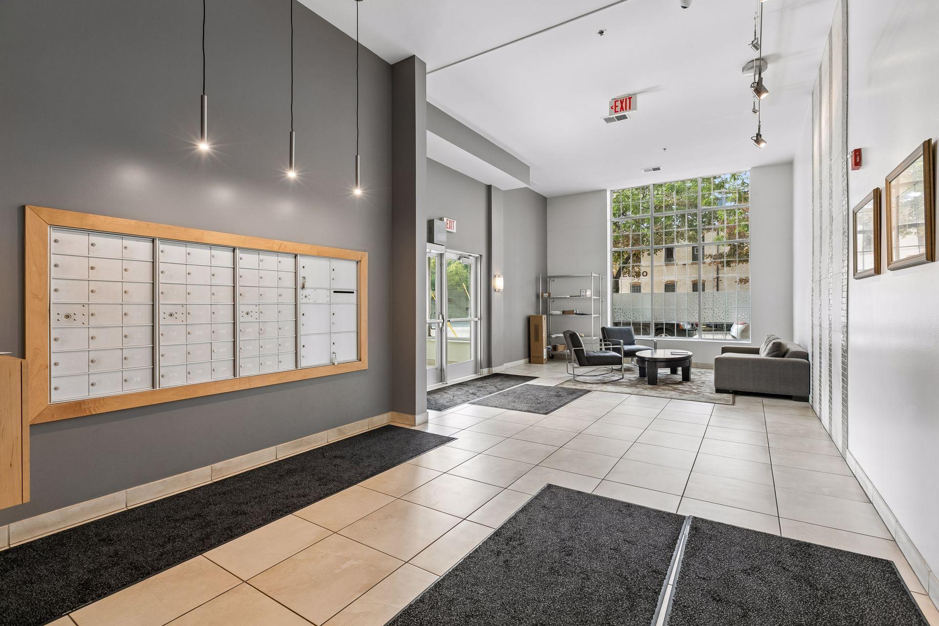 View of Residential at 521 2nd Street #404, Minneapolis MN 55414, Minneapolis (33 of 50) - Mike Wilen | Minnesota Team Real Estate