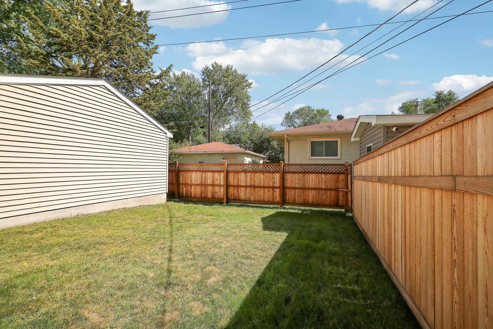 View of Residential at 2949 Brunswick Avenue, Saint Louis Park MN 55416, Saint Louis Park (21 of 25) - Mike Wilen | Minnesota Team Real Estate