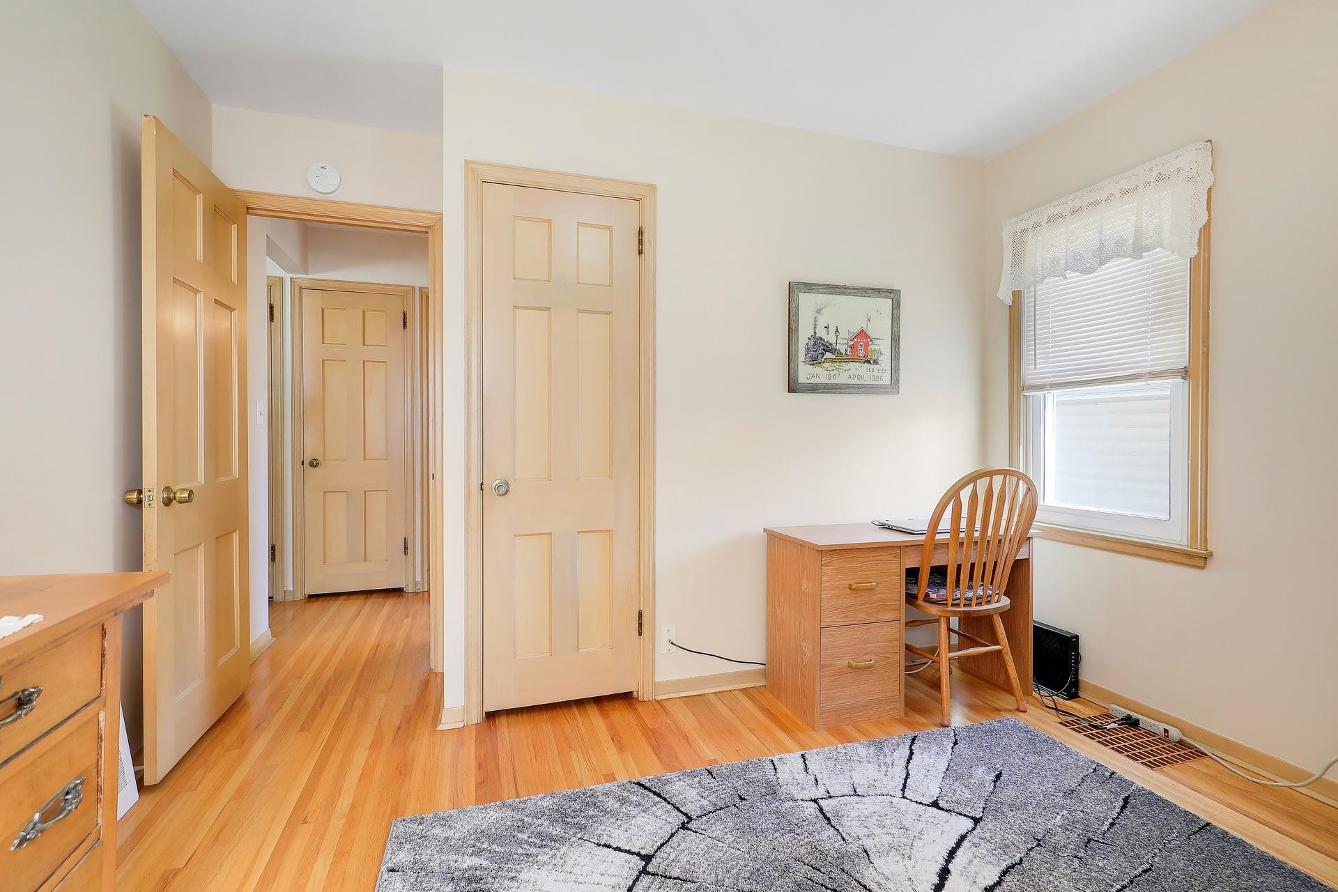 View of Residential at 2949 Brunswick Avenue, Saint Louis Park MN 55416, Saint Louis Park (12 of 25) - Mike Wilen | Minnesota Team Real Estate