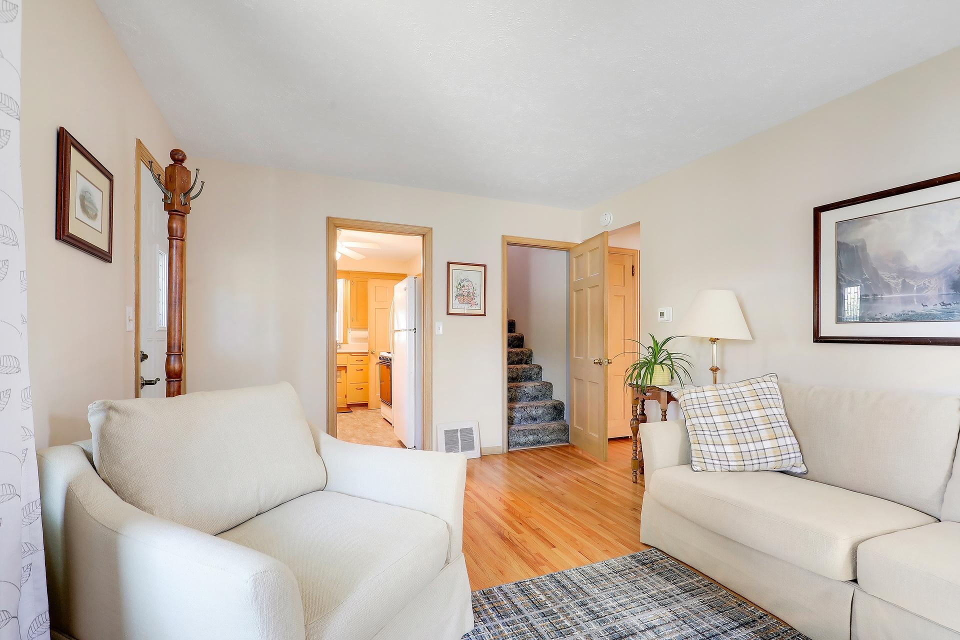 View of Residential at 2949 Brunswick Avenue, Saint Louis Park MN 55416, Saint Louis Park (4 of 25) - Mike Wilen | Minnesota Team Real Estate