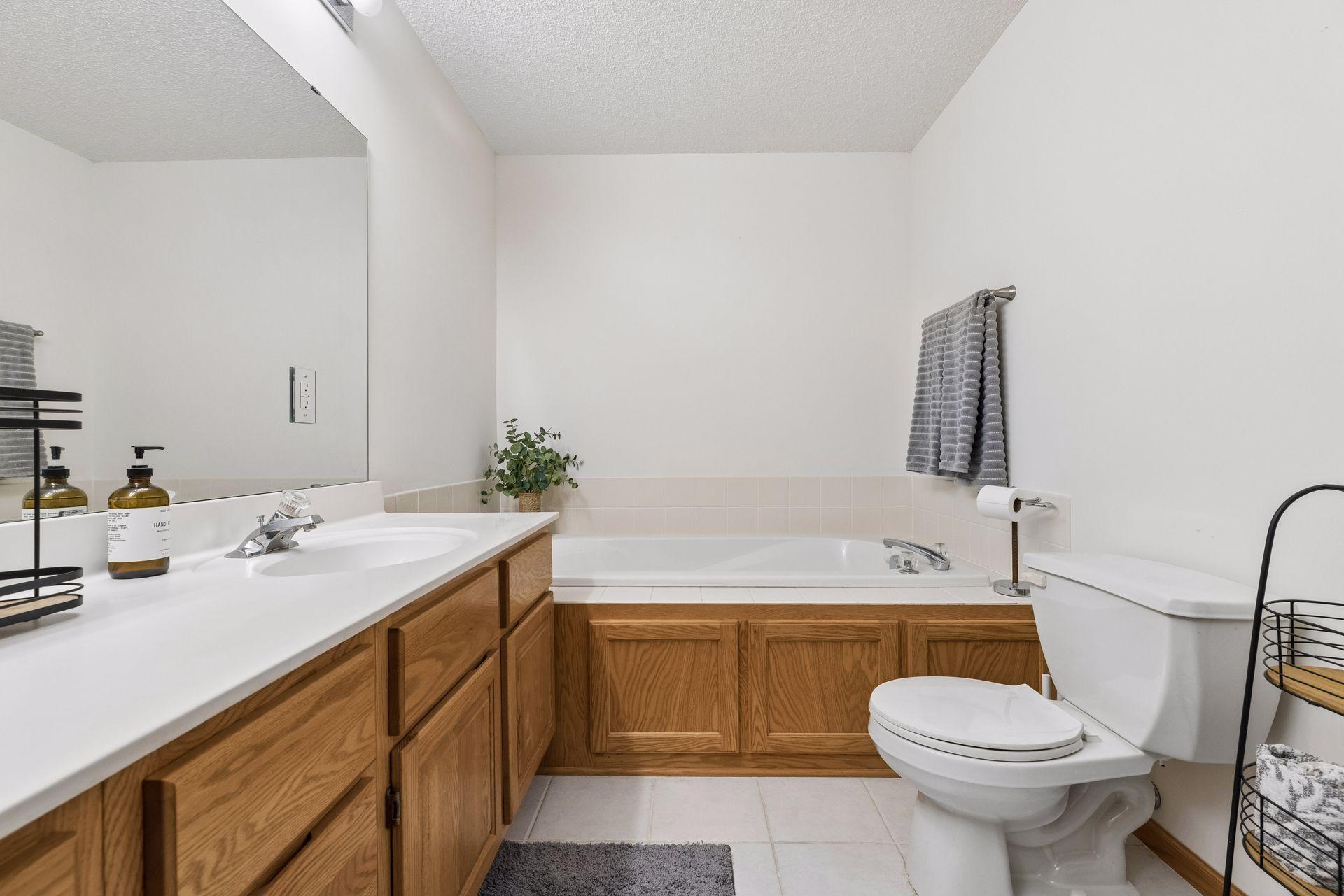 View of Residential at 59 Landau Alcove, Woodbury MN 55125, Woodbury (24 of 33) - Mike Wilen | Minnesota Team Real Estate