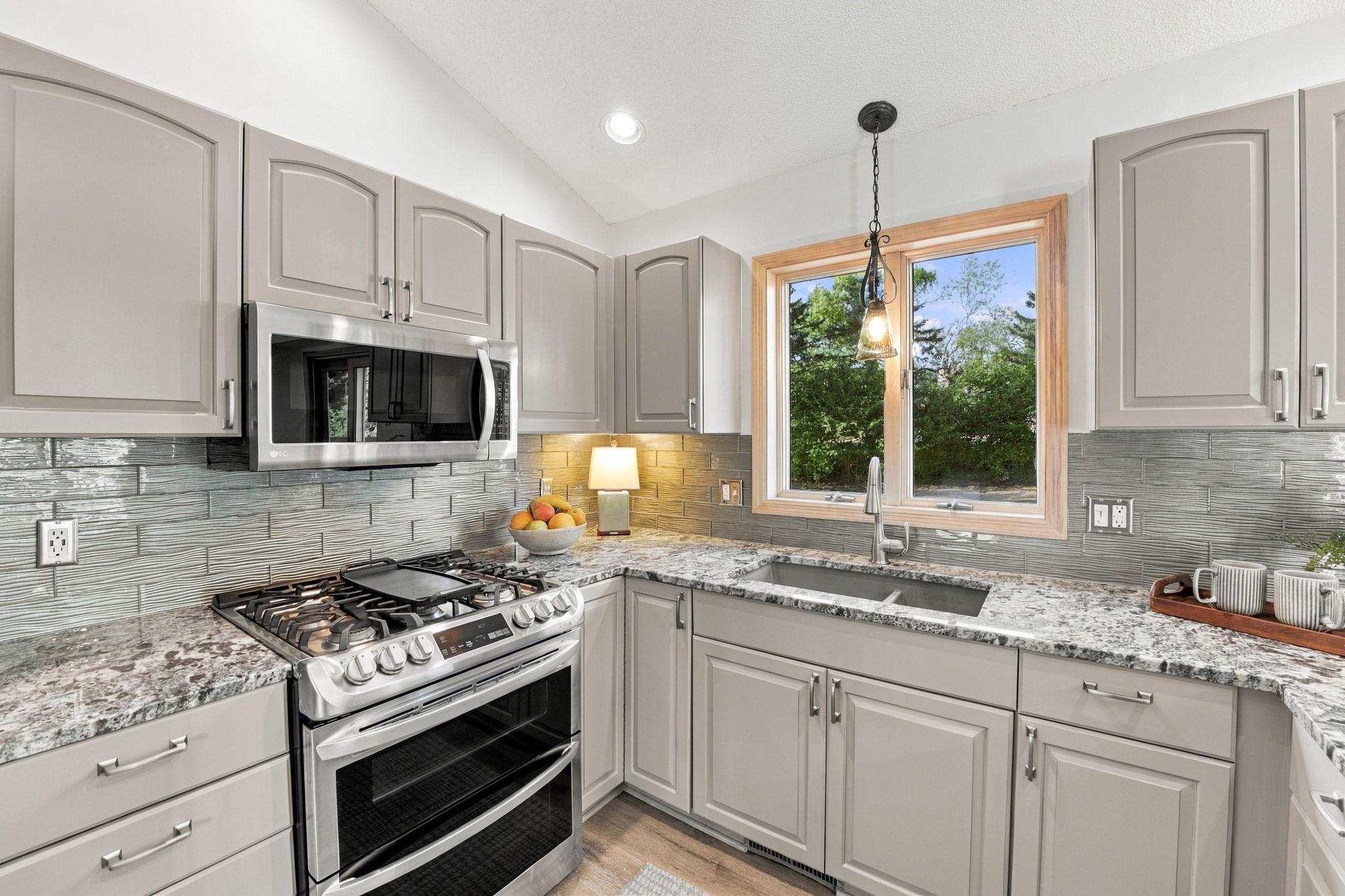View of Residential at 2330 Oak Glen Court, Stillwater MN 55082, Stillwater (6 of 35) - Mike Wilen | Minnesota Team Real Estate