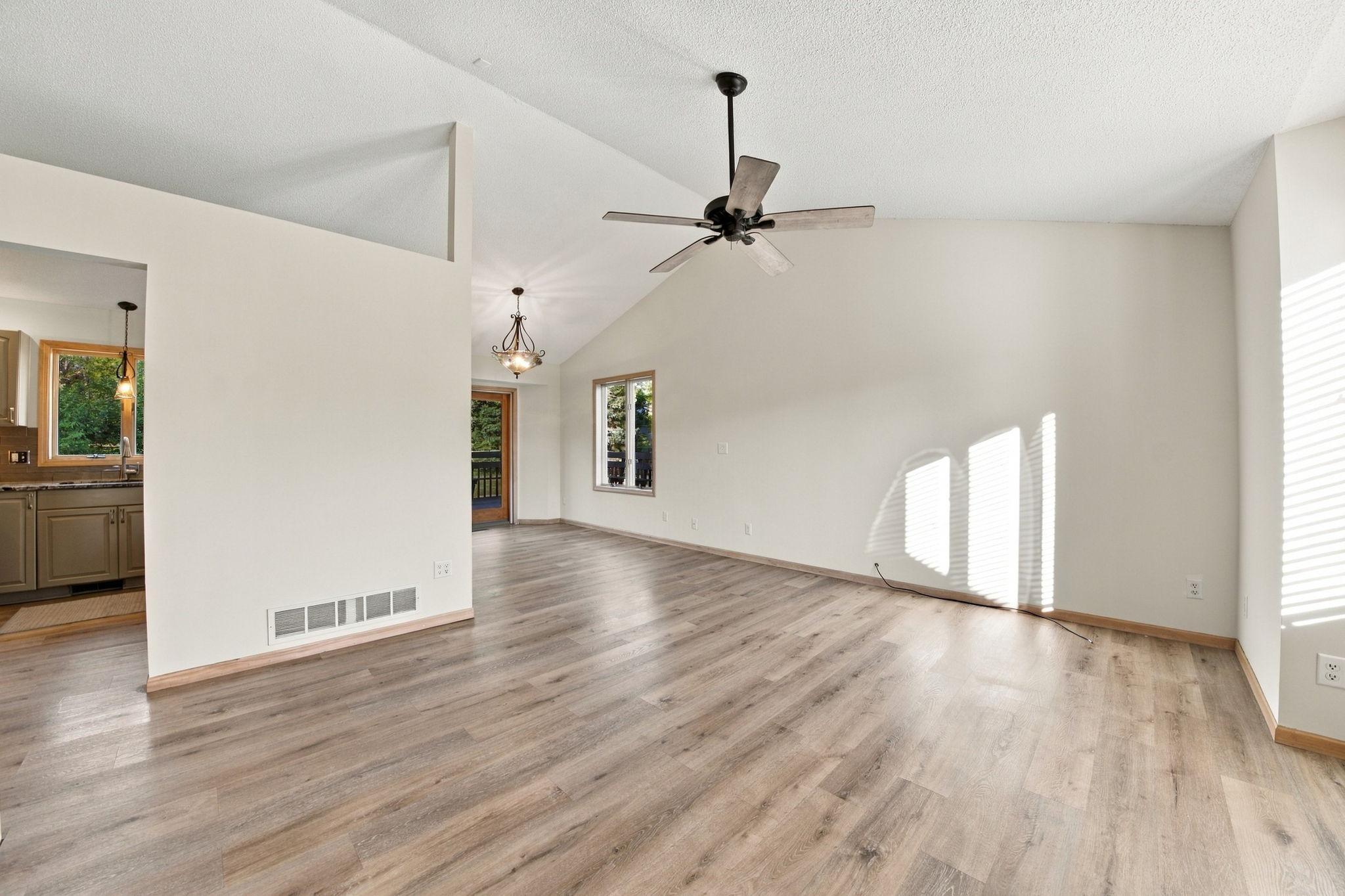 View of Residential at 2330 Oak Glen Court, Stillwater MN 55082, Stillwater (9 of 35) - Mike Wilen | Minnesota Team Real Estate