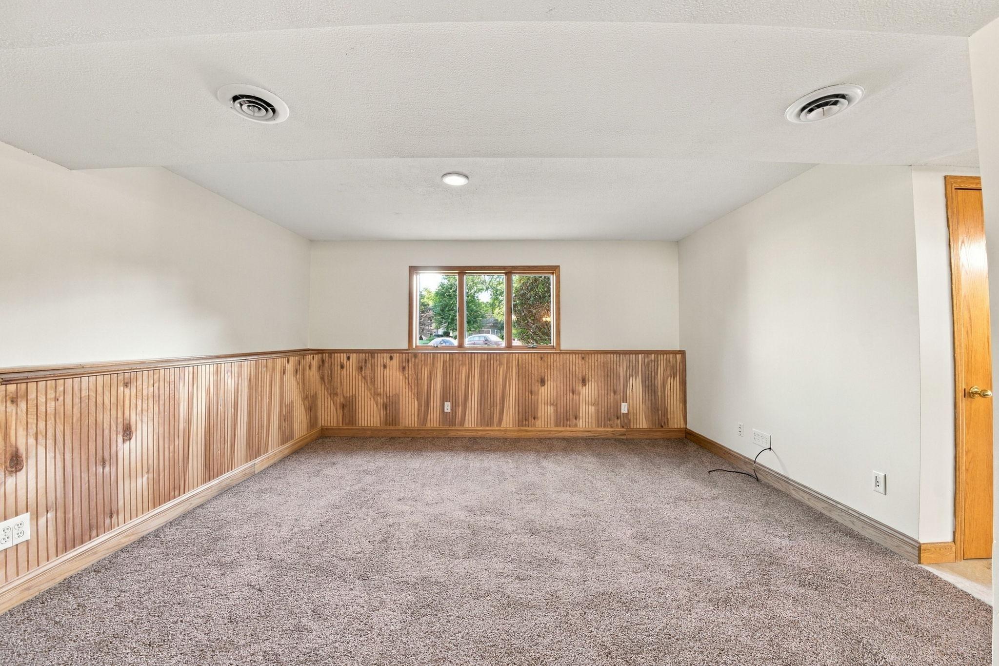 View of Residential at 2330 Oak Glen Court, Stillwater MN 55082, Stillwater (29 of 35) - Mike Wilen | Minnesota Team Real Estate