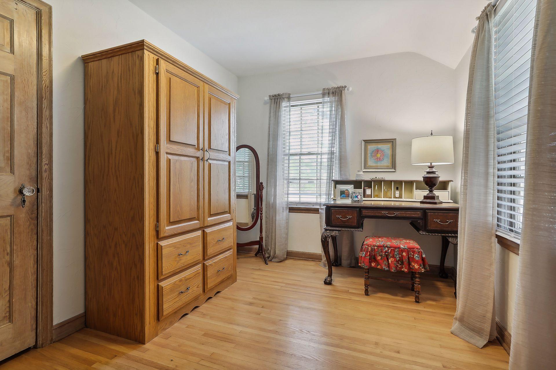 View of Residential at 1995 Norfolk Avenue, Saint Paul MN 55116, Saint Paul (23 of 28) - Mike Wilen | Minnesota Team Real Estate
