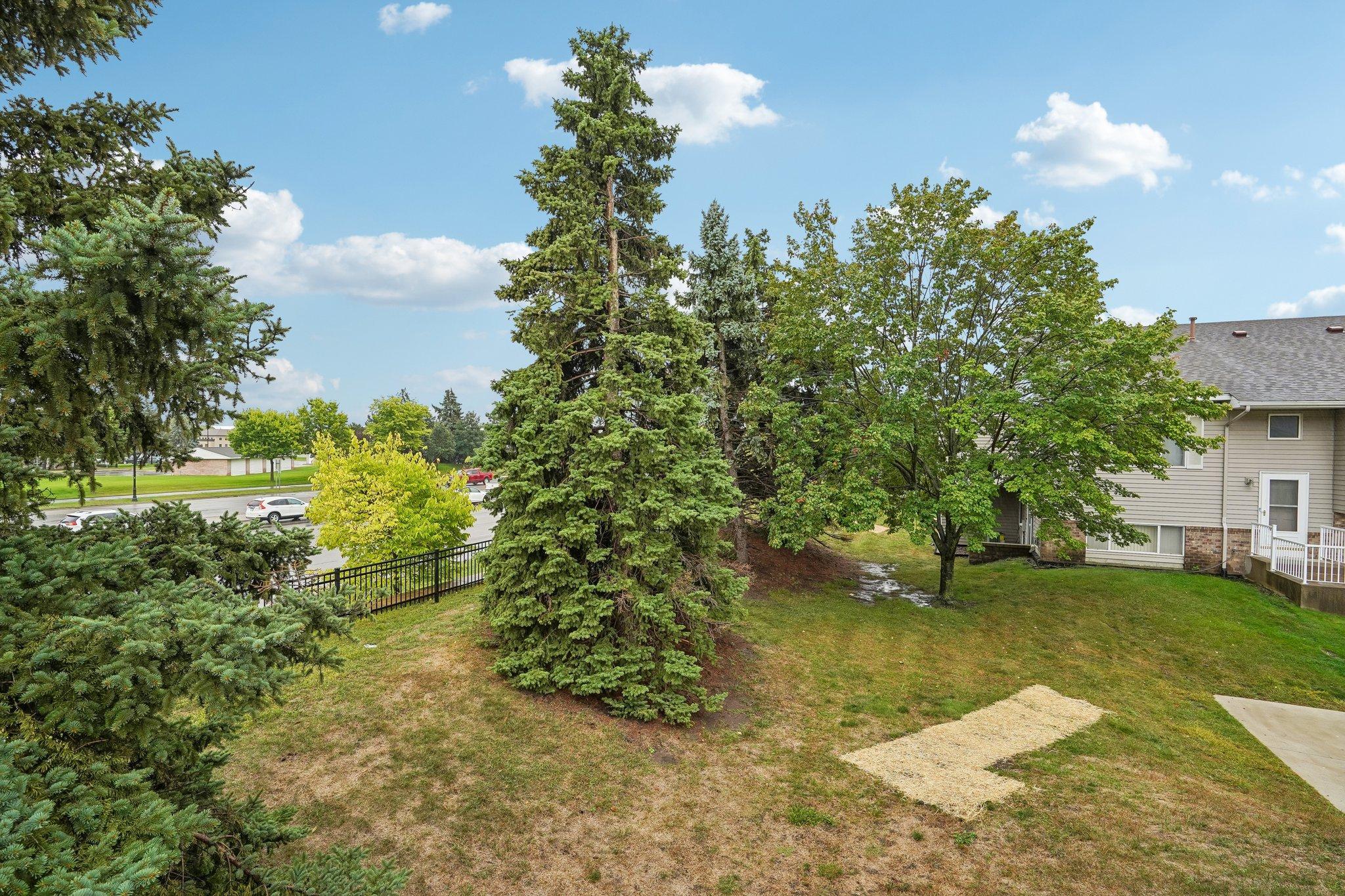 View of Residential at 15859 Gooseberry Way, Apple Valley MN 55124, Apple Valley (44 of 50) - Mike Wilen | Minnesota Team Real Estate