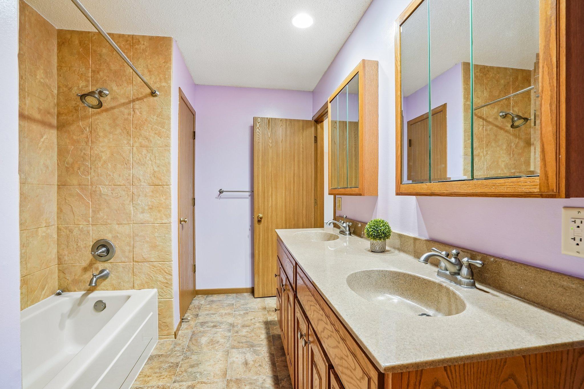 View of Residential at 15859 Gooseberry Way, Apple Valley MN 55124, Apple Valley (19 of 50) - Mike Wilen | Minnesota Team Real Estate