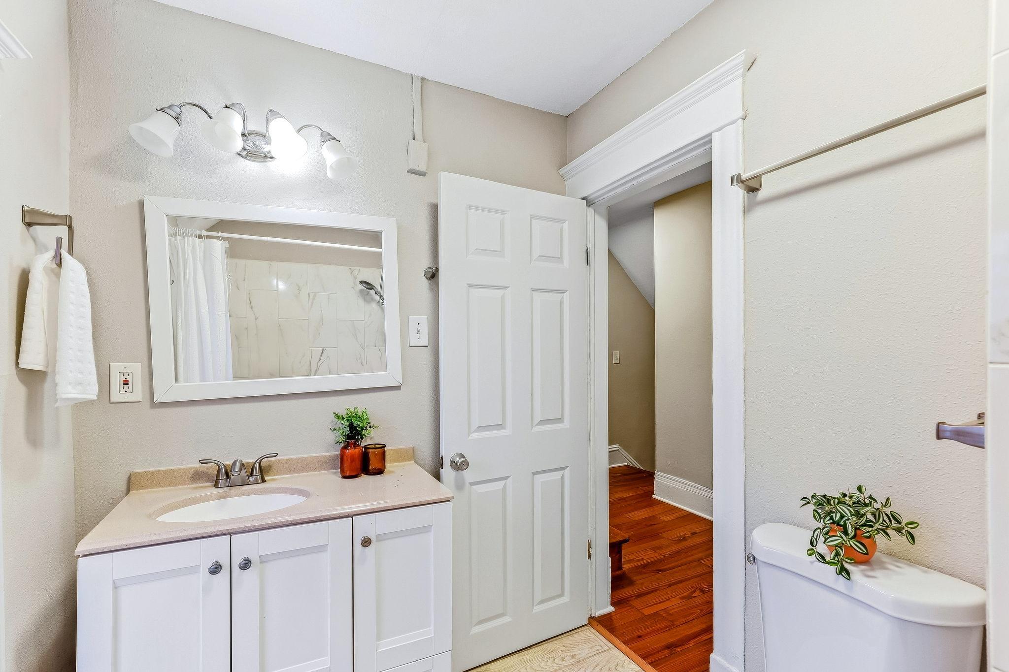 View of Residential at 1100 12th Avenue, Minneapolis MN 55414, Minneapolis (24 of 54) - Mike Wilen | Minnesota Team Real Estate