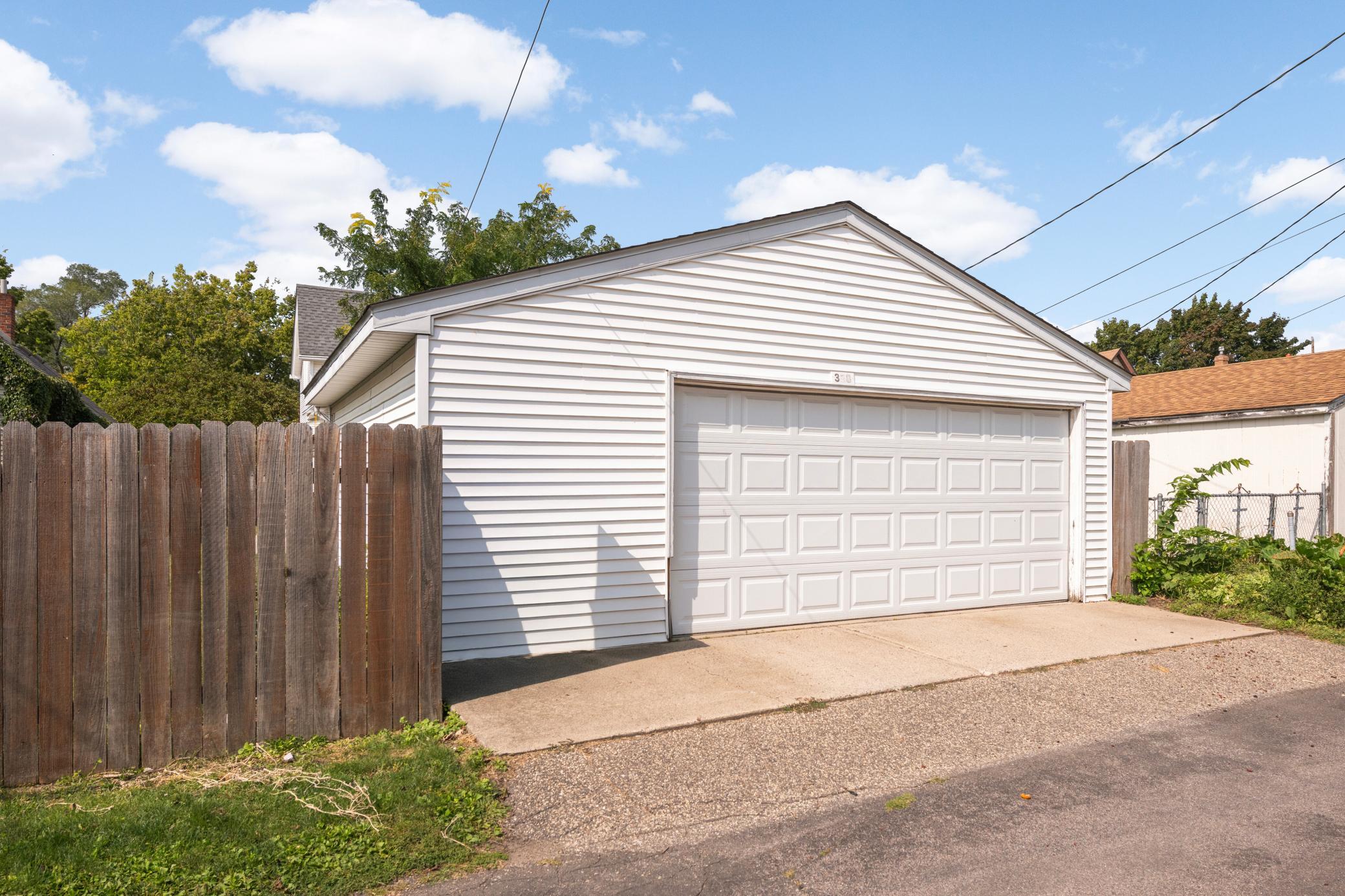 View of Residential at 328 Osceola Avenue, Saint Paul MN 55102, Saint Paul (33 of 39) - Mike Wilen | Minnesota Team Real Estate