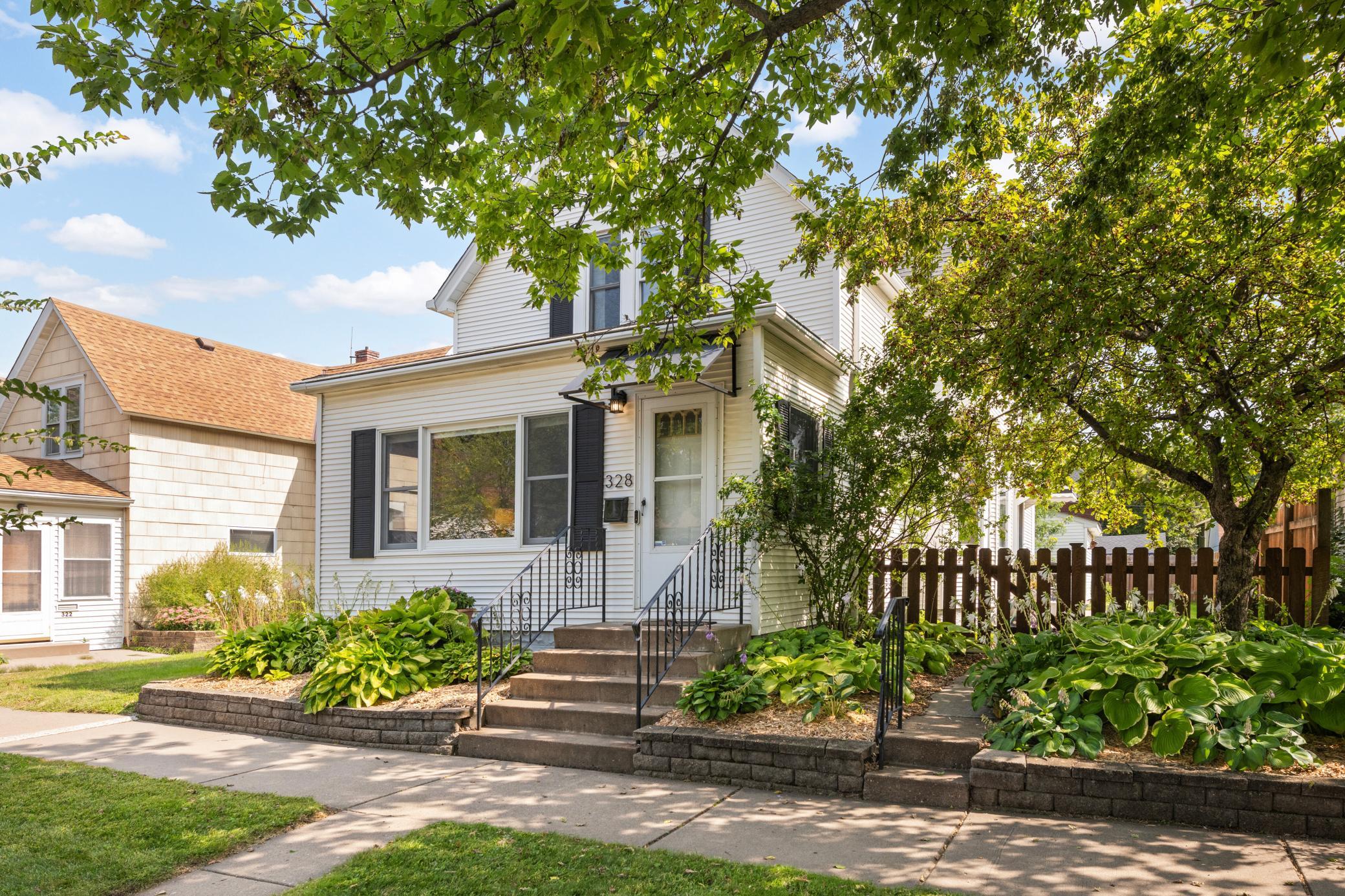 View of Residential at 328 Osceola Avenue, Saint Paul MN 55102, Saint Paul (3 of 39) - Mike Wilen | Minnesota Team Real Estate