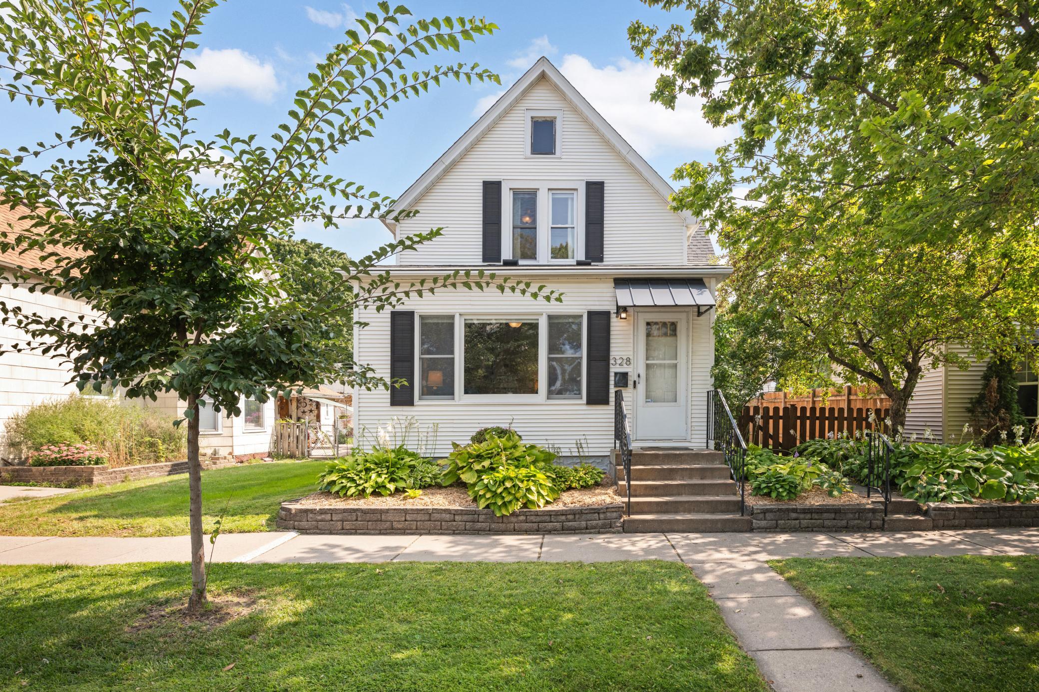View of Residential at 328 Osceola Avenue, Saint Paul MN 55102, Saint Paul (11 of 39) - Mike Wilen | Minnesota Team Real Estate