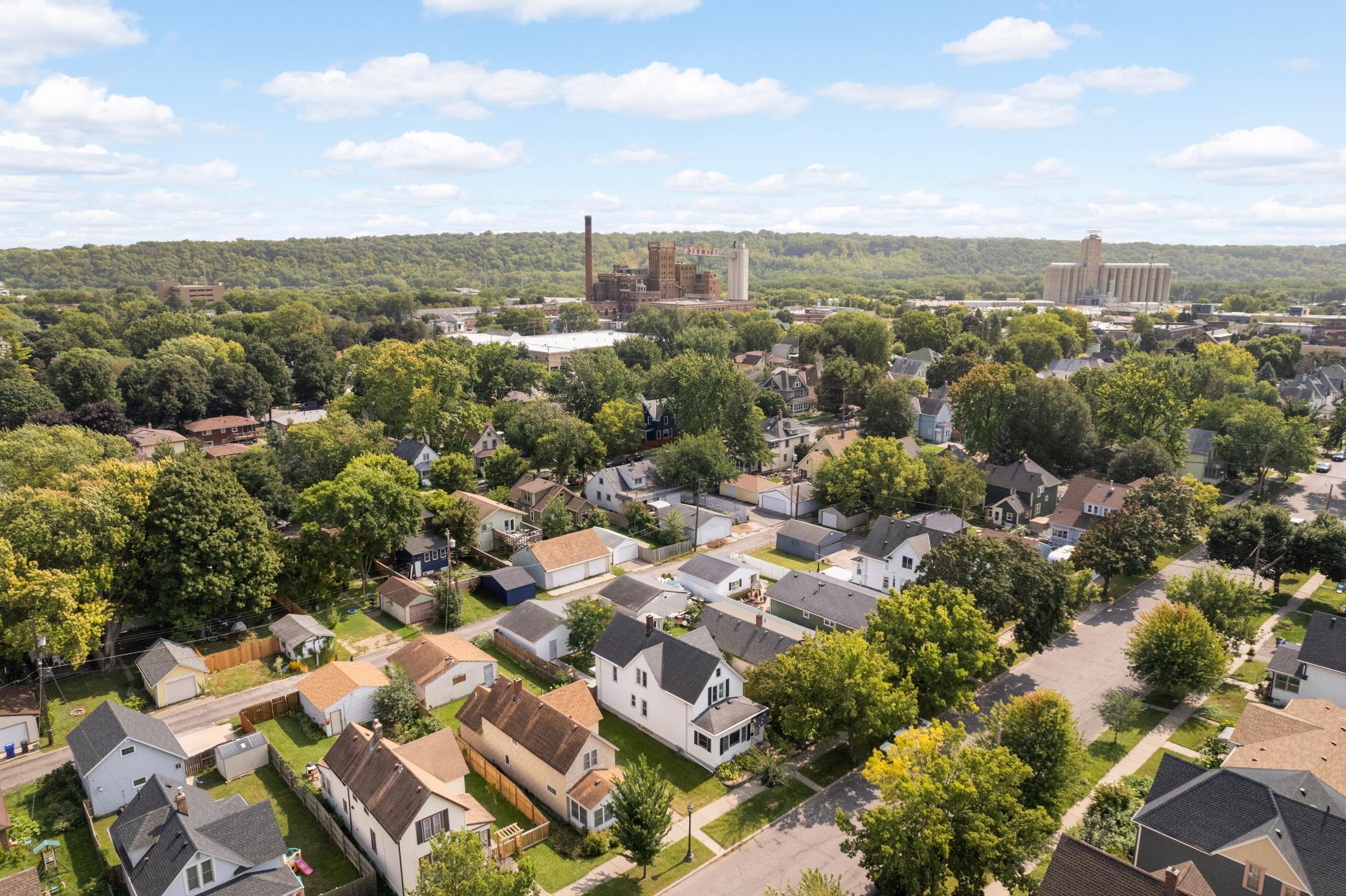 View of Residential at 328 Osceola Avenue, Saint Paul MN 55102, Saint Paul (4 of 39) - Mike Wilen | Minnesota Team Real Estate