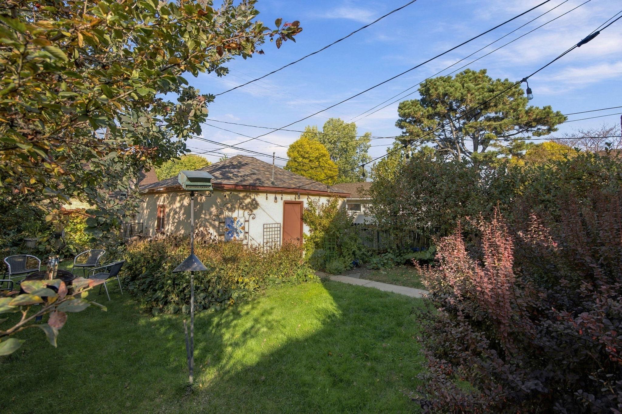 View of Residential at 1531 Asbury Street, Saint Paul MN 55108, Saint Paul (39 of 46) - Mike Wilen | Minnesota Team Real Estate