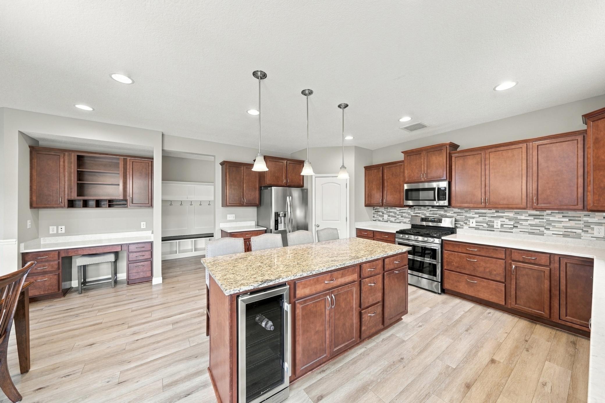 View of Residential at 833 Red Cedar Court, Chaska MN 55318, Chaska (10 of 74) - Mike Wilen | Minnesota Team Real Estate