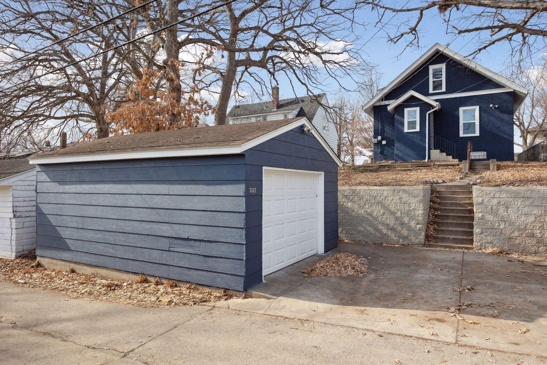 View of Residential at 3322 Girard Avenue, Minneapolis MN 55412, Minneapolis (26 of 27) - Mike Wilen | Minnesota Team Real Estate