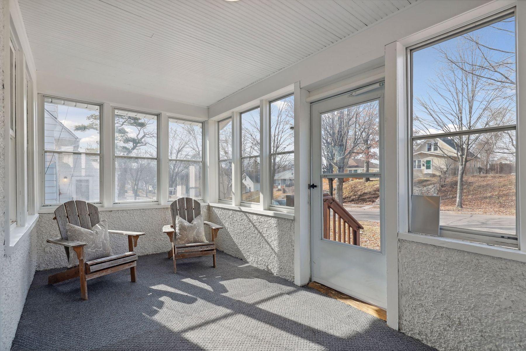 View of Residential at 3322 Girard Avenue, Minneapolis MN 55412, Minneapolis (3 of 27) - Mike Wilen | Minnesota Team Real Estate