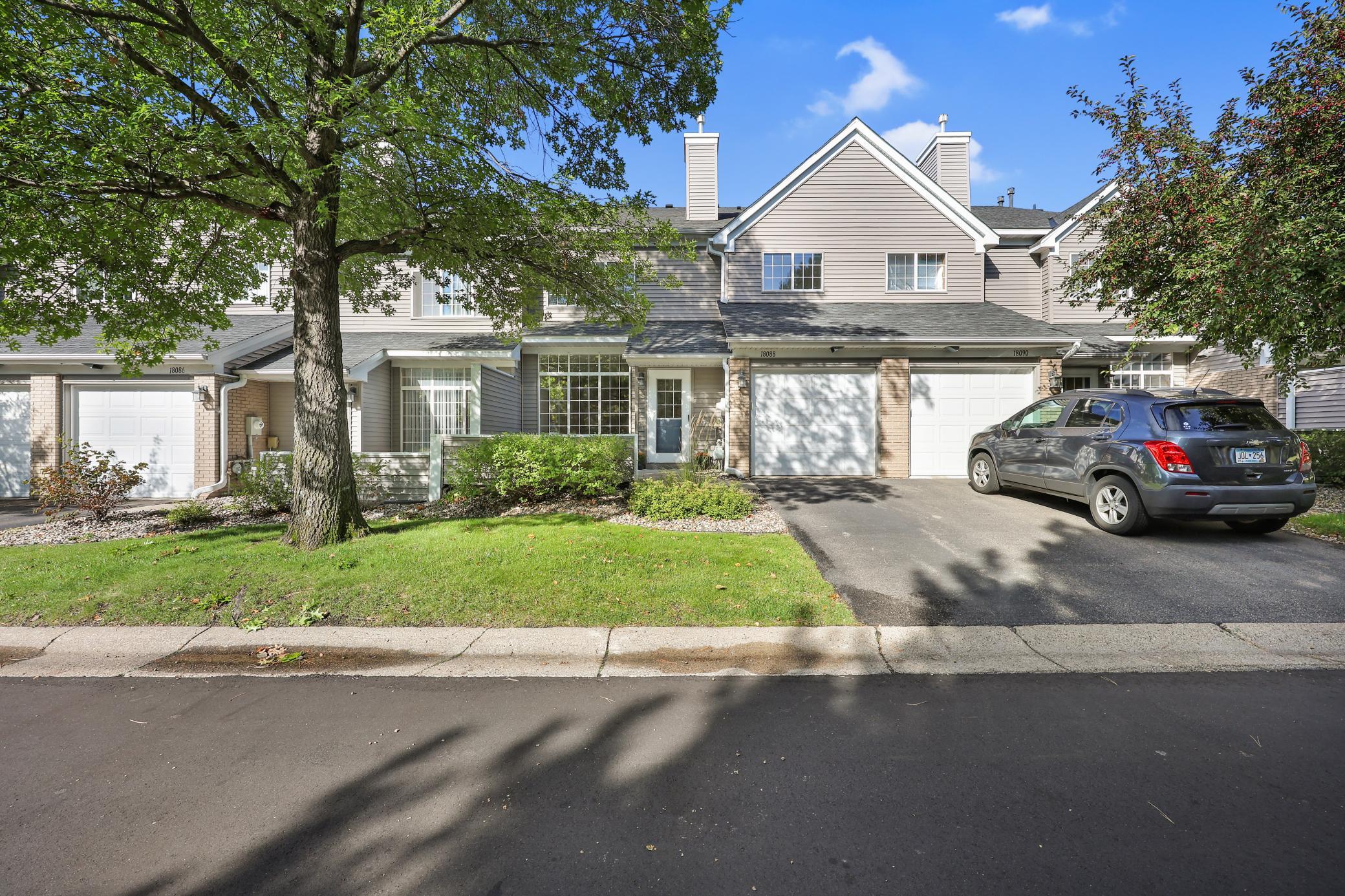 View of Residential at 18088 Settlers Way, Eden Prairie MN 55347, Eden Prairie (23 of 30) - Mike Wilen | Minnesota Team Real Estate