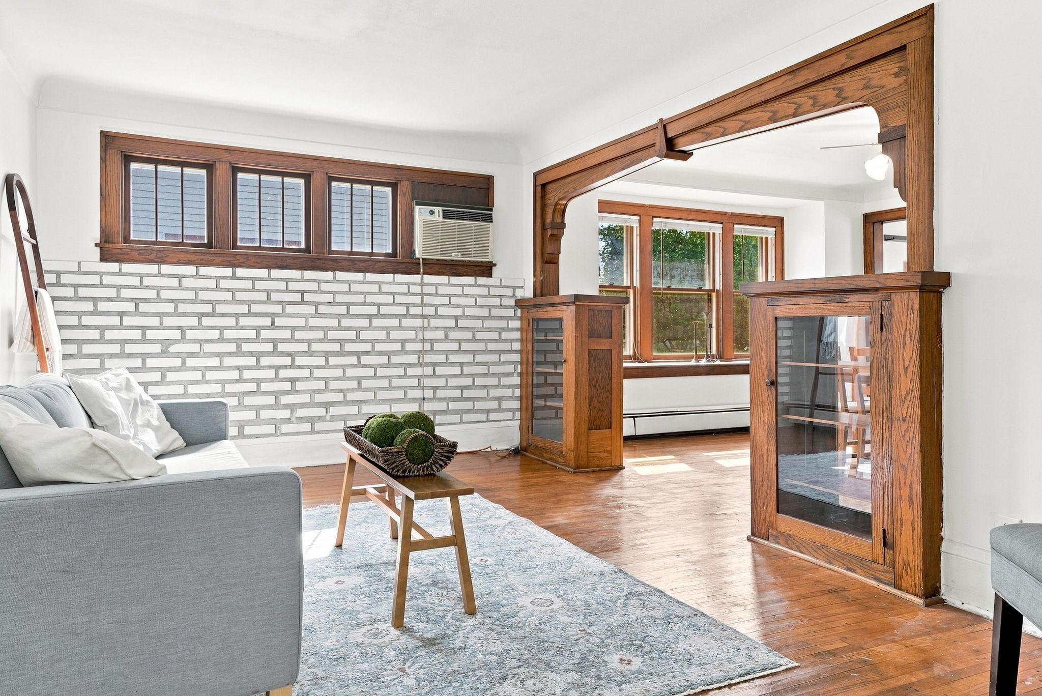 View of Residential at 902 Hyacinth Ave E, Saint Paul MN 55106, Saint Paul (2 of 22) - Mike Wilen | Minnesota Team Real Estate