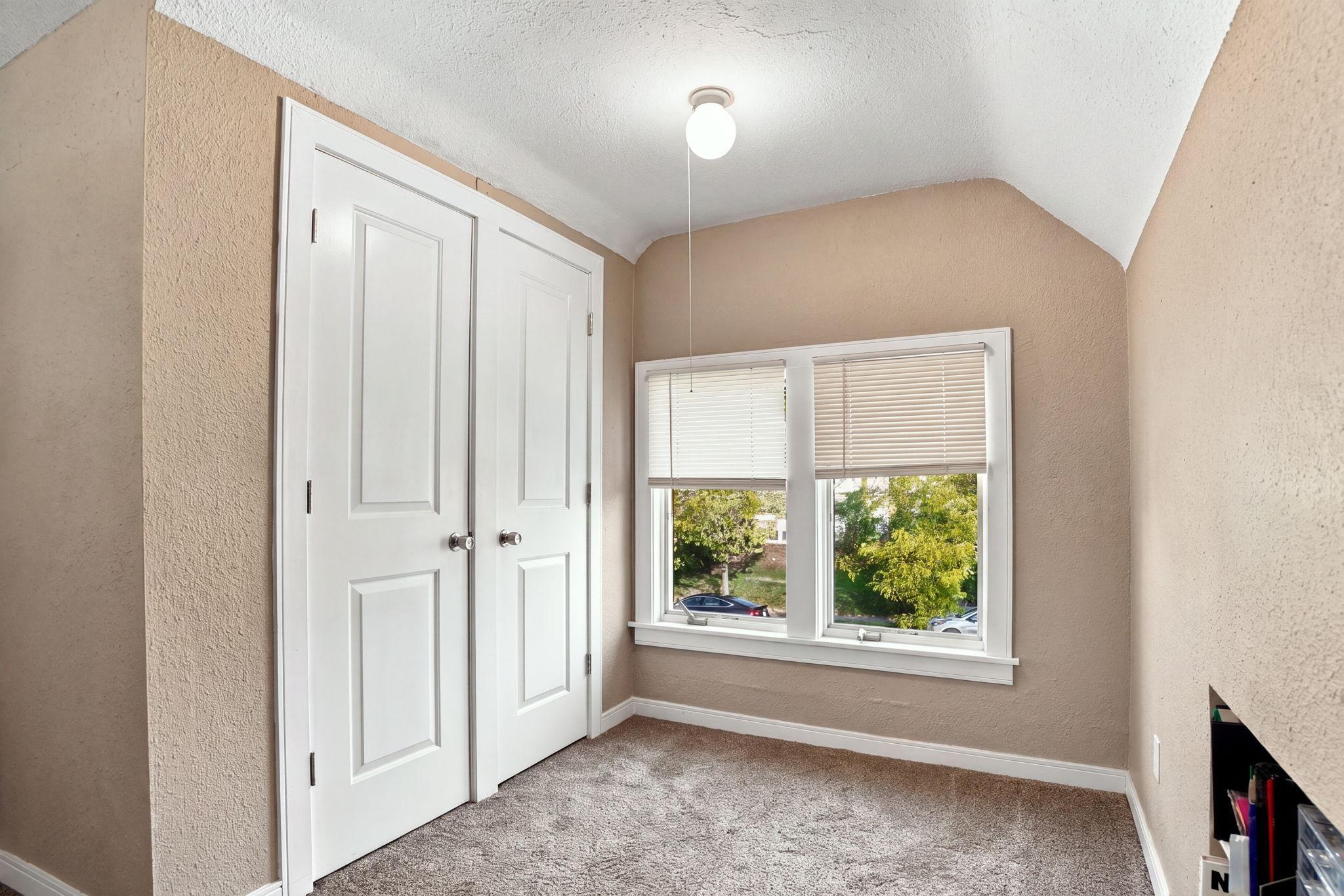 View of Residential at 3515 Girard Avenue, Minneapolis MN 55412, Minneapolis (28 of 49) - Mike Wilen | Minnesota Team Real Estate