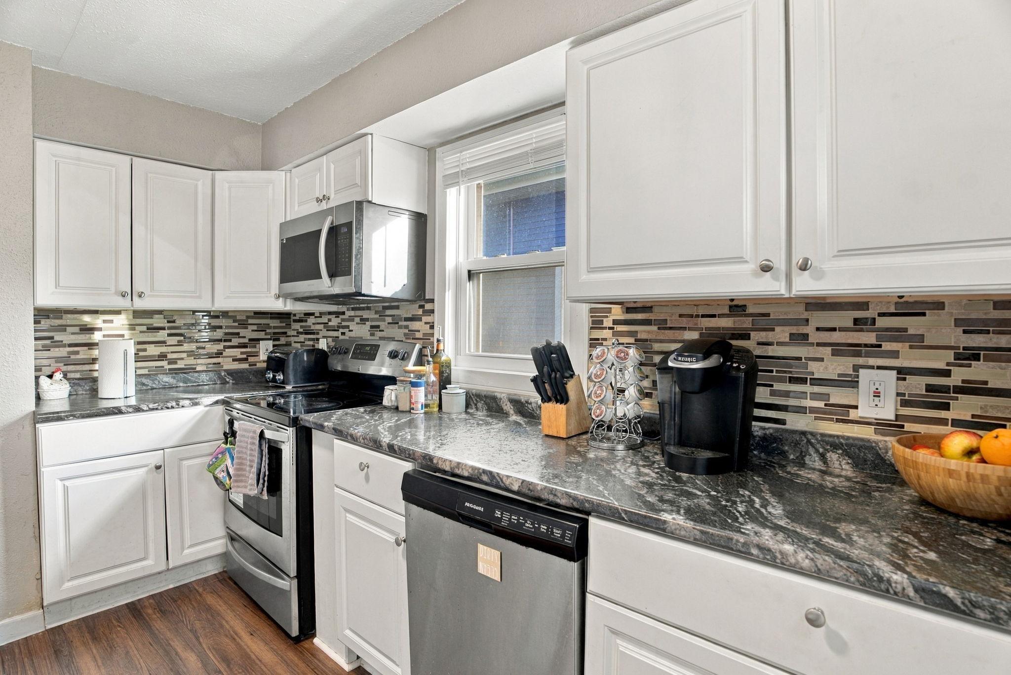 View of Residential at 3515 Girard Avenue, Minneapolis MN 55412, Minneapolis (18 of 49) - Mike Wilen | Minnesota Team Real Estate