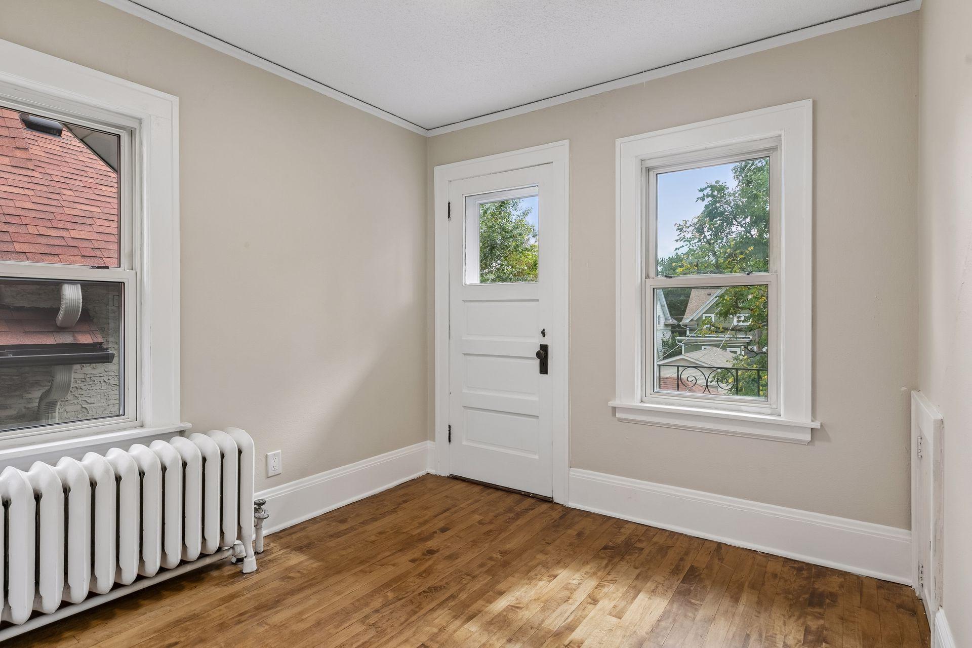 View of Residential at 1078 Edmund Avenue, Saint Paul MN 55104, Saint Paul (26 of 40) - Mike Wilen | Minnesota Team Real Estate