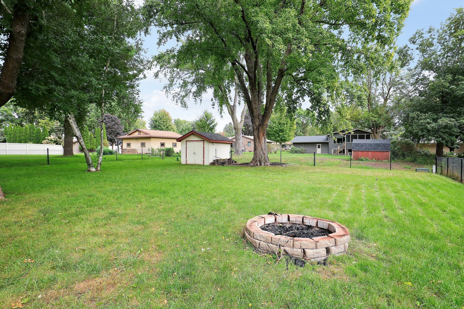 View of Residential at 1065 Minnesota Street, Shakopee MN 55379, Shakopee (33 of 36) - Mike Wilen | Minnesota Team Real Estate