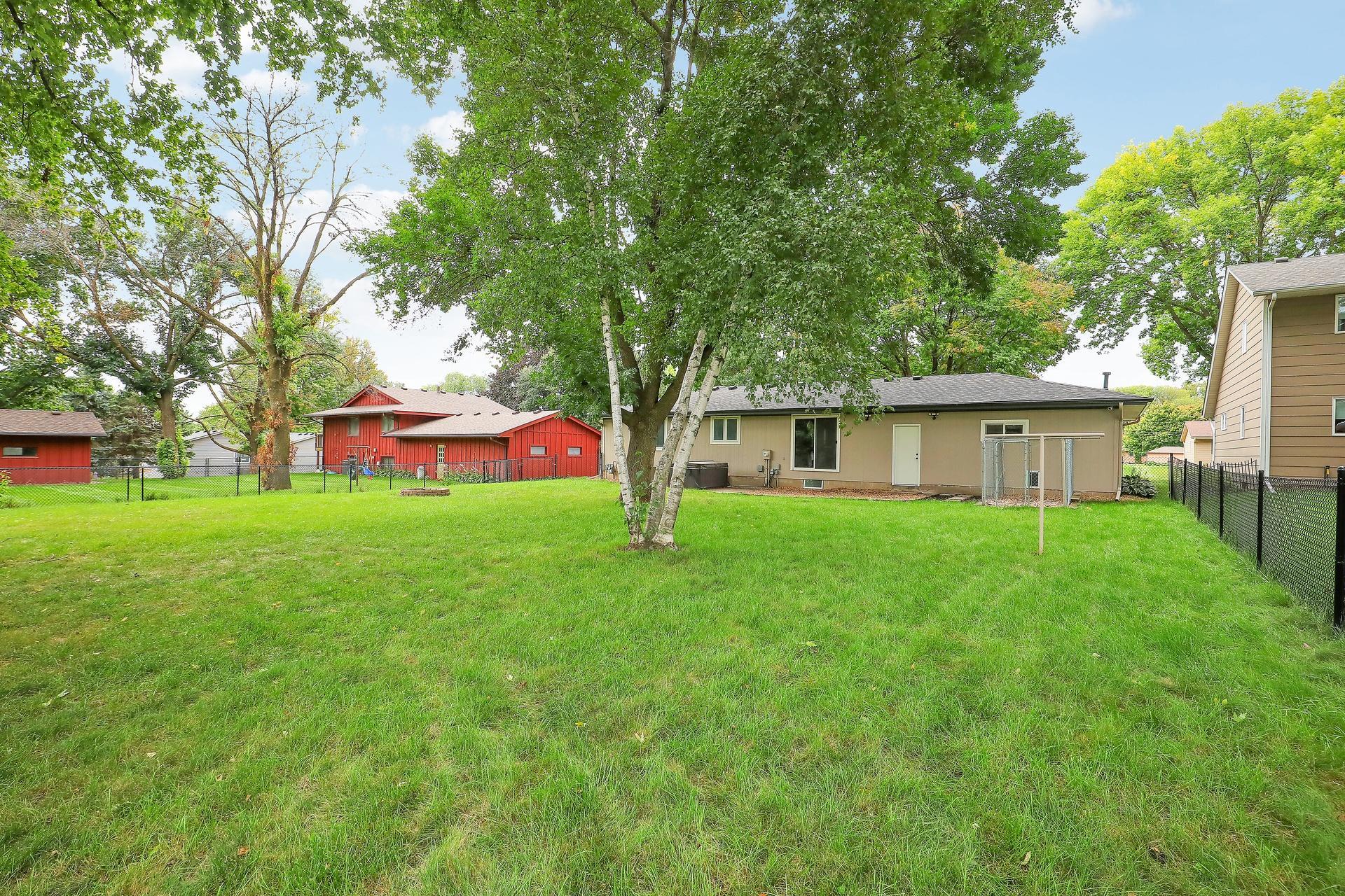 View of Residential at 1065 Minnesota Street, Shakopee MN 55379, Shakopee (32 of 36) - Mike Wilen | Minnesota Team Real Estate