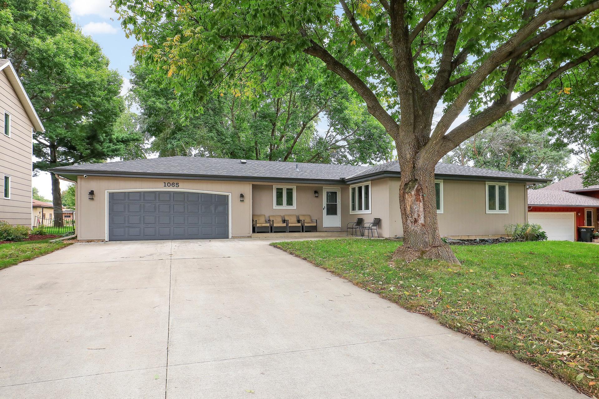 View of Single Family at 1065 Minnesota Street, Shakopee - Mike Wilen | Minnesota Team Real Estate