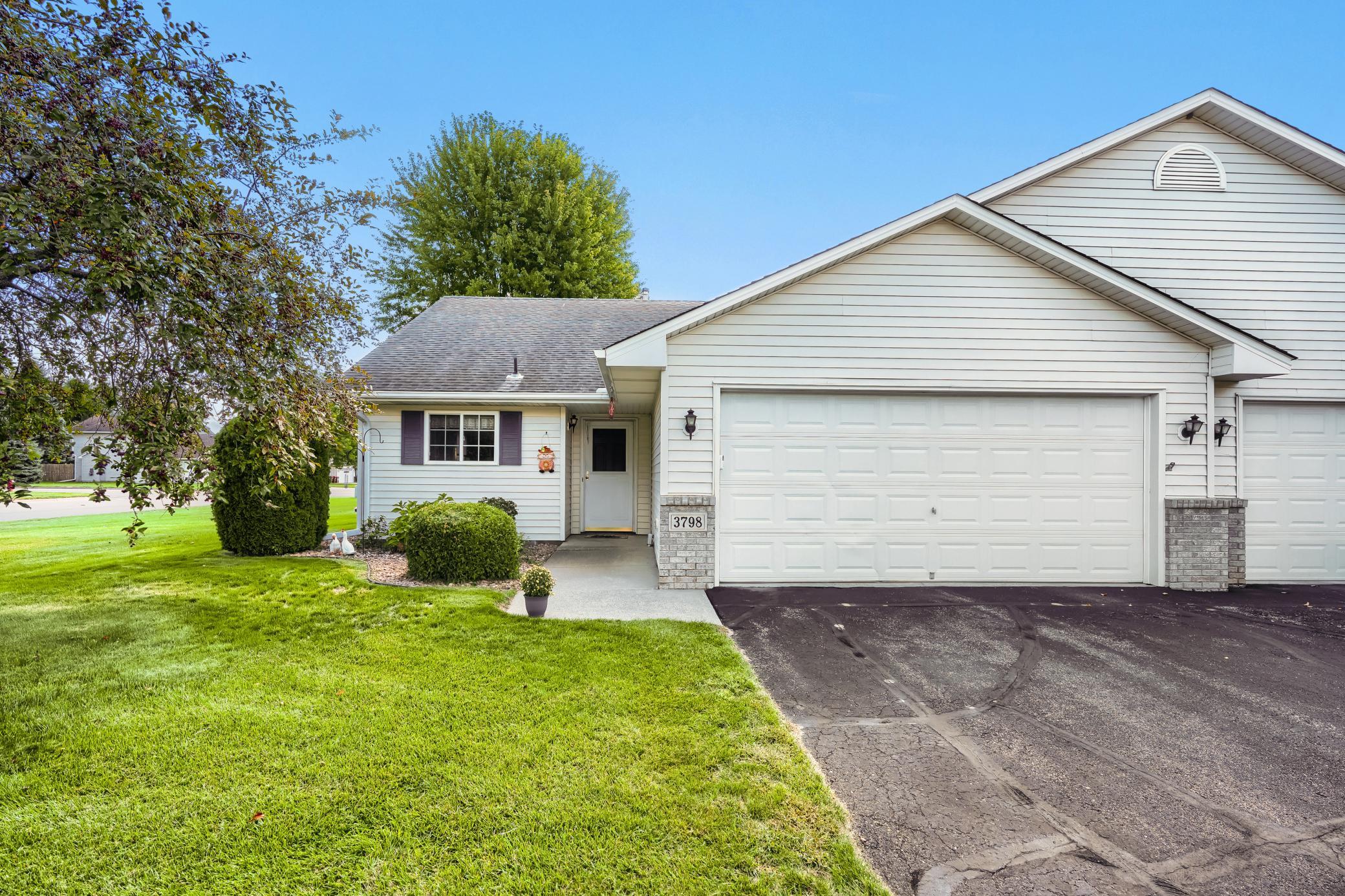 View of (TH) Side x Side at 3798 Shannon Drive, Hastings - Mike Wilen | Minnesota Team Real Estate