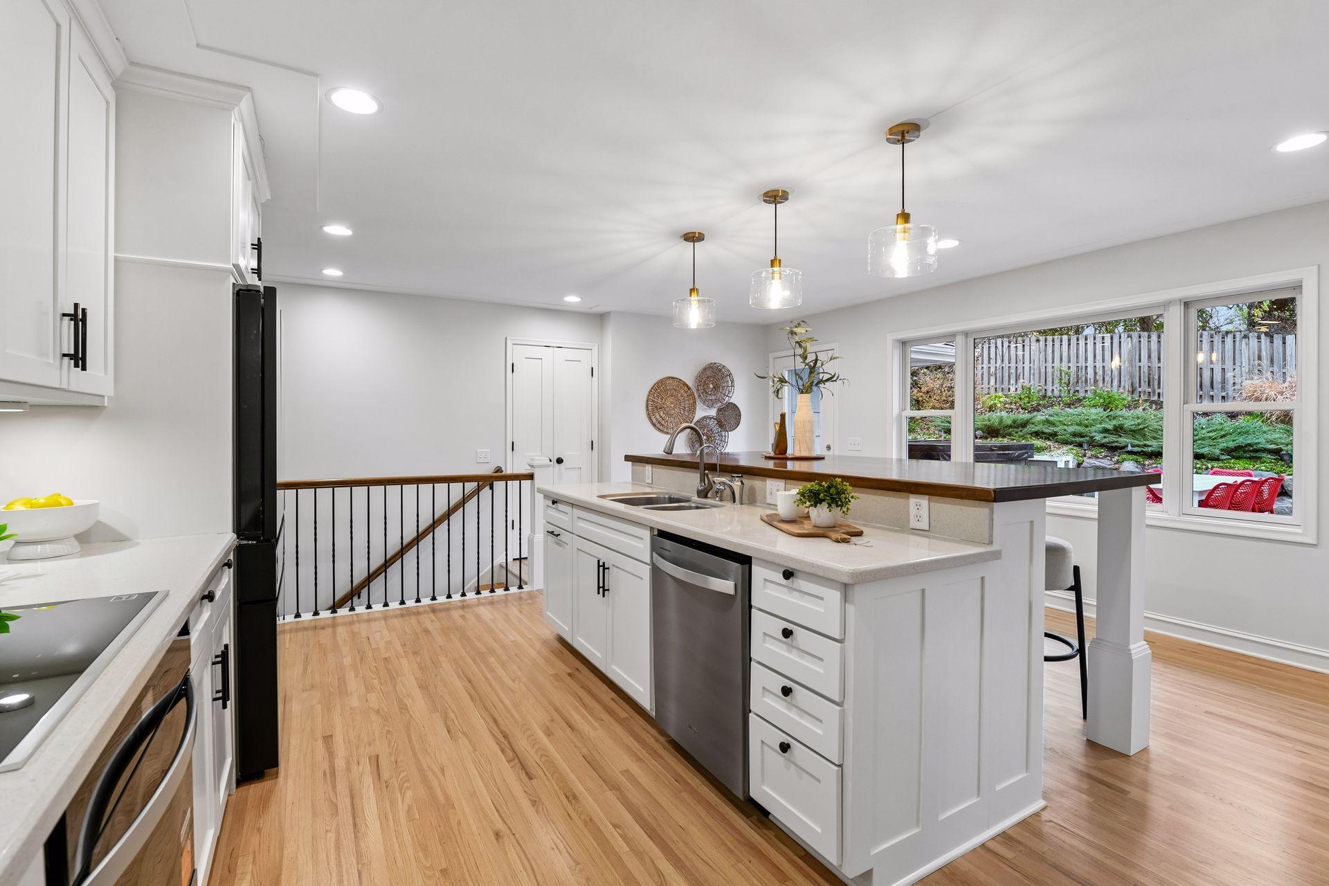 View of Residential at 5321 Ayrshire Boulevard, Edina MN 55436, Edina (11 of 57) - Mike Wilen | Minnesota Team Real Estate