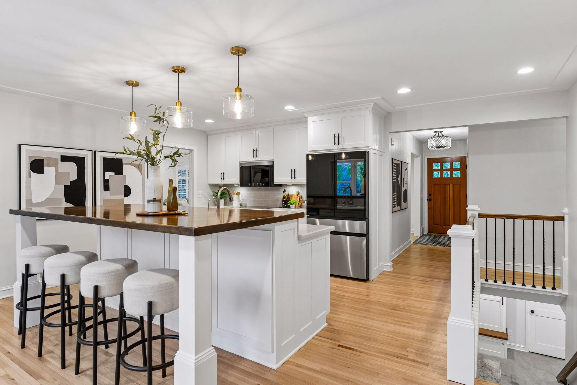 View of Residential at 5321 Ayrshire Boulevard, Edina MN 55436, Edina (7 of 57) - Mike Wilen | Minnesota Team Real Estate