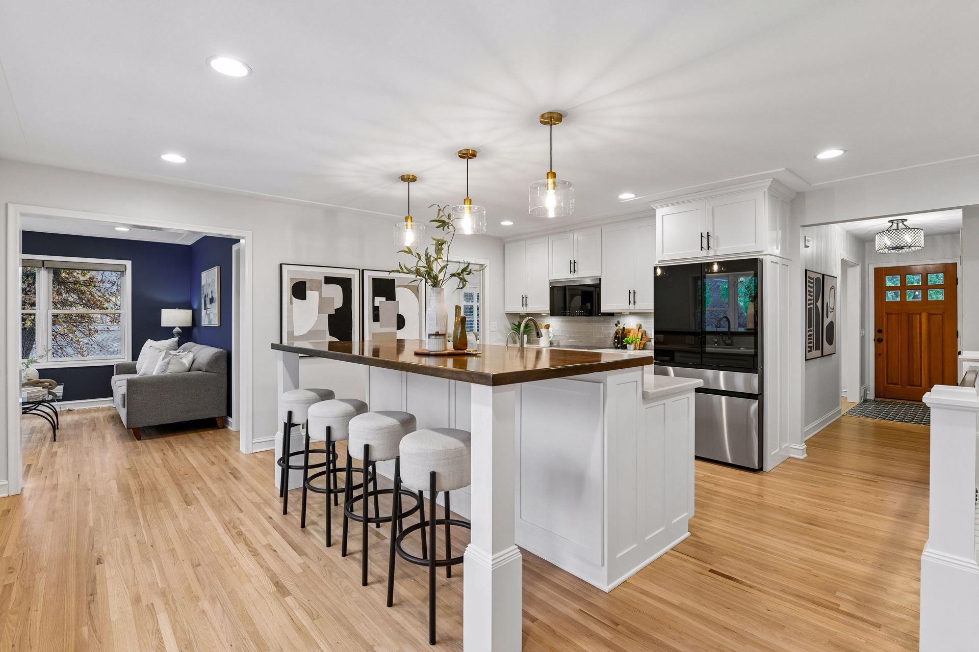 View of Residential at 5321 Ayrshire Boulevard, Edina MN 55436, Edina (13 of 57) - Mike Wilen | Minnesota Team Real Estate