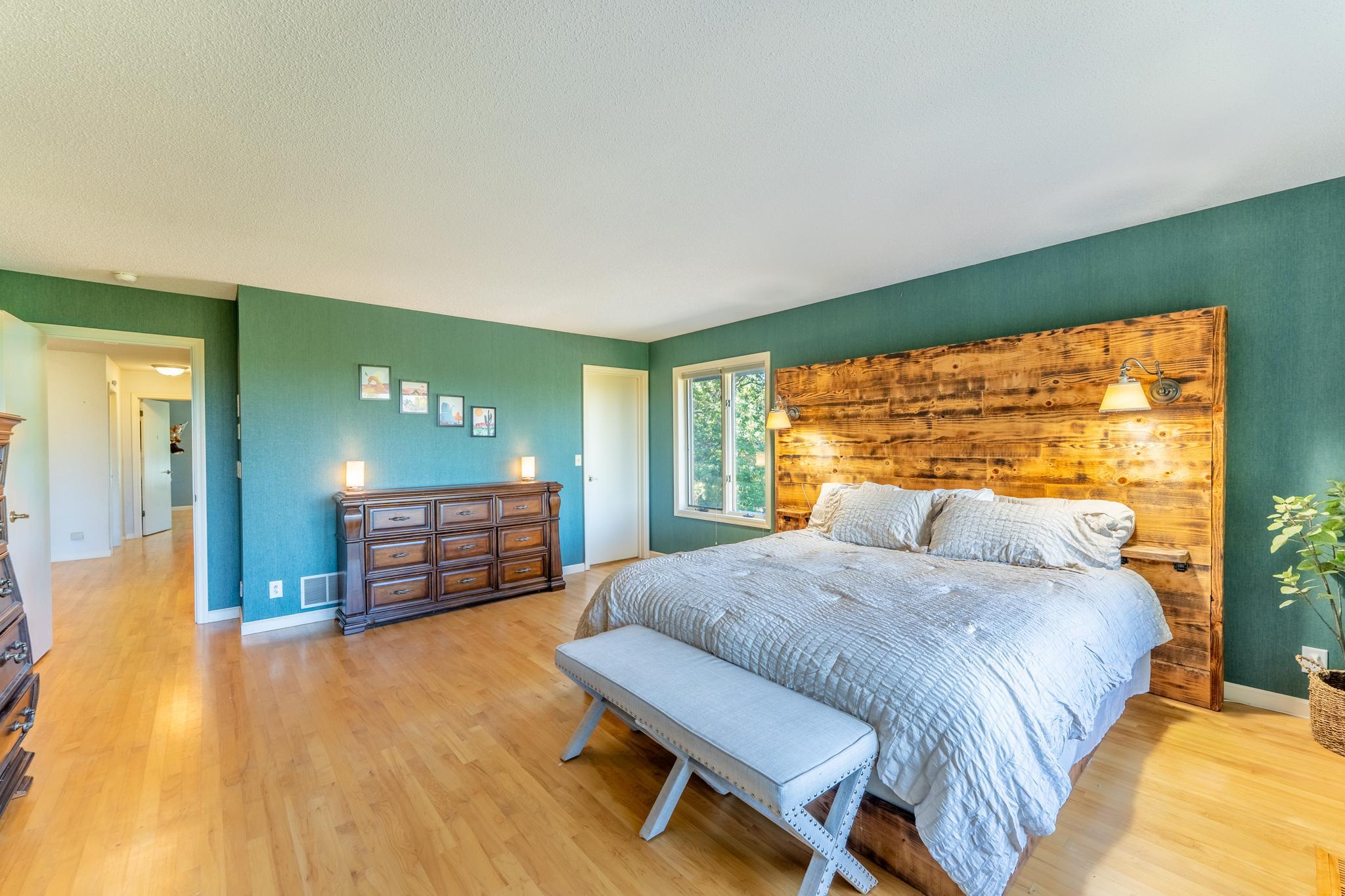 View of Residential at 361 Oak Knoll Drive, Marine On Saint Croix MN 55047, Marine On Saint Croix (12 of 46) - Mike Wilen | Minnesota Team Real Estate