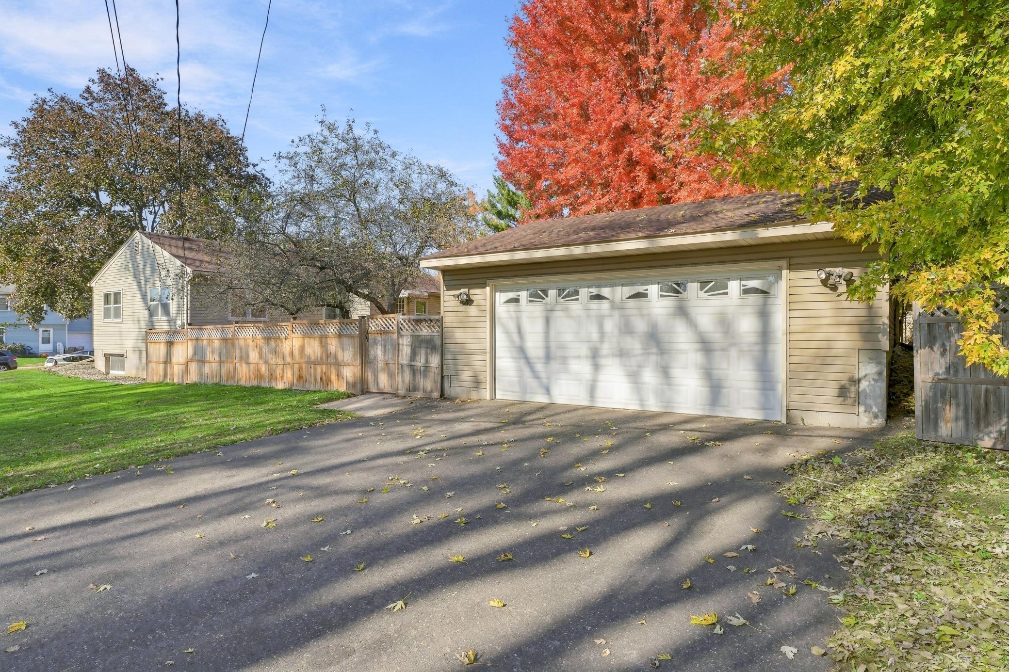 View of Residential at 1566 Albemarle Street, Saint Paul MN 55117, Saint Paul (45 of 49) - Mike Wilen | Minnesota Team Real Estate