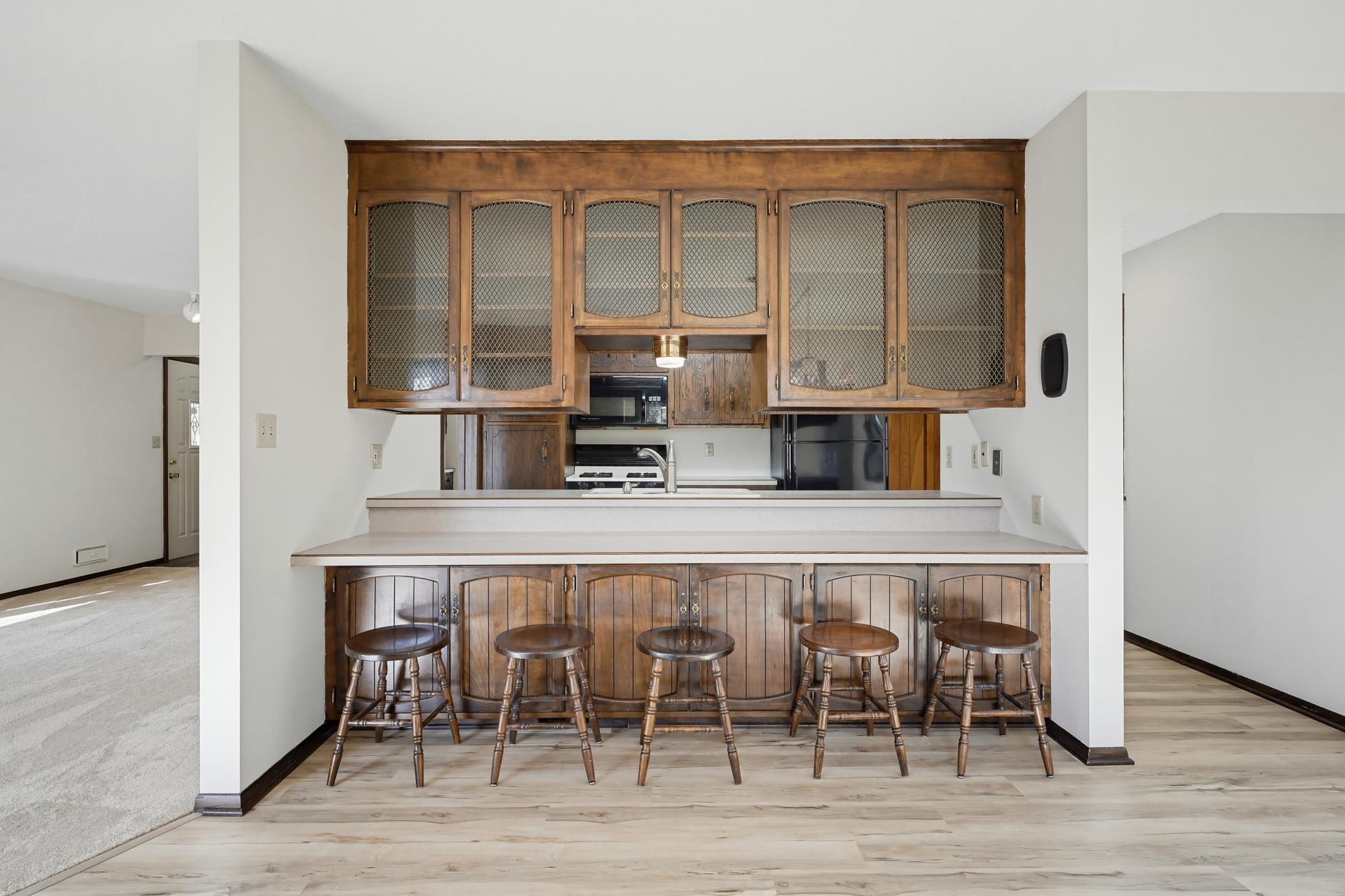 View of Residential at 1566 Albemarle Street, Saint Paul MN 55117, Saint Paul (11 of 49) - Mike Wilen | Minnesota Team Real Estate